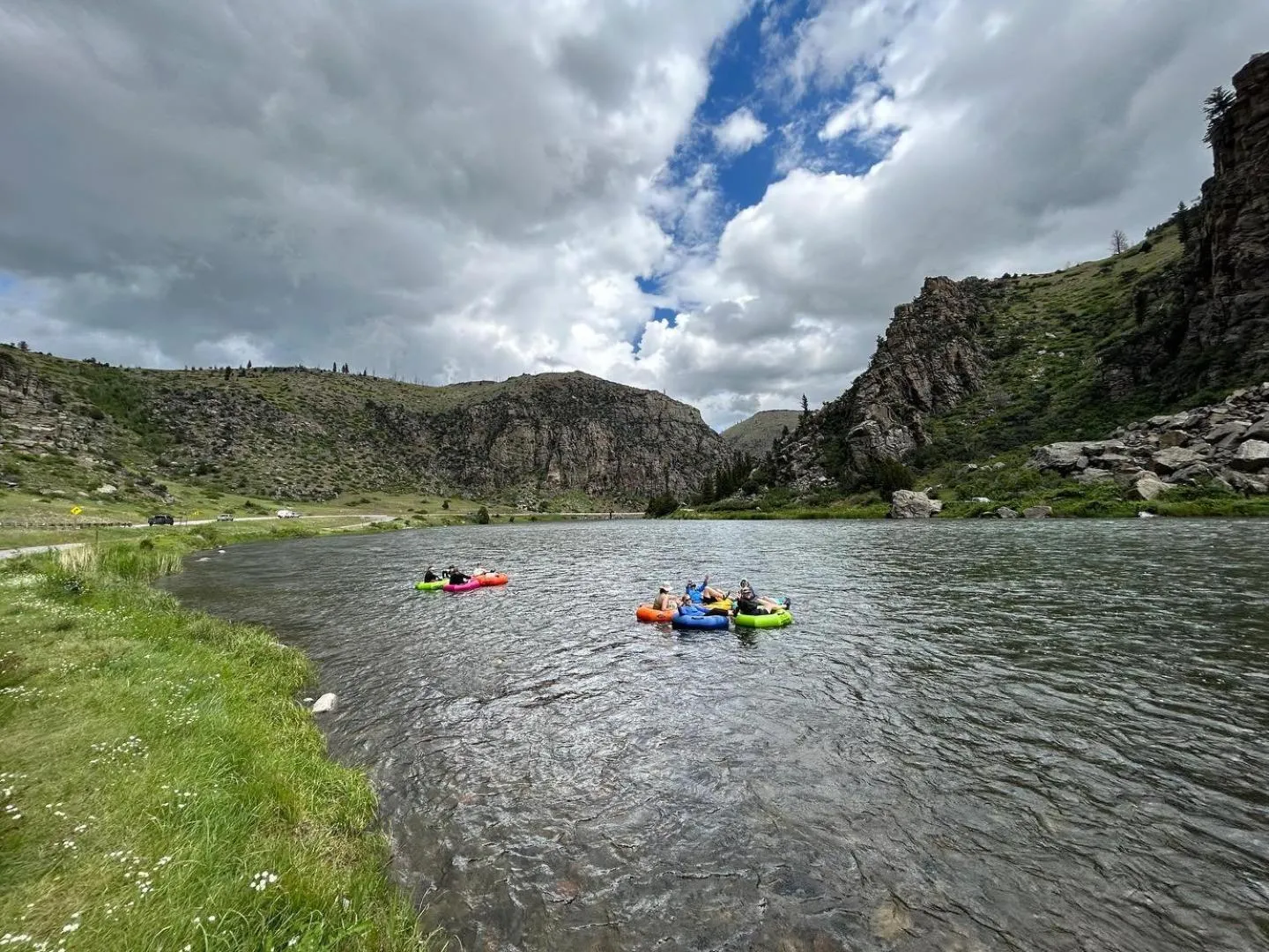 Canoeing in El Western Cabins & Lodges