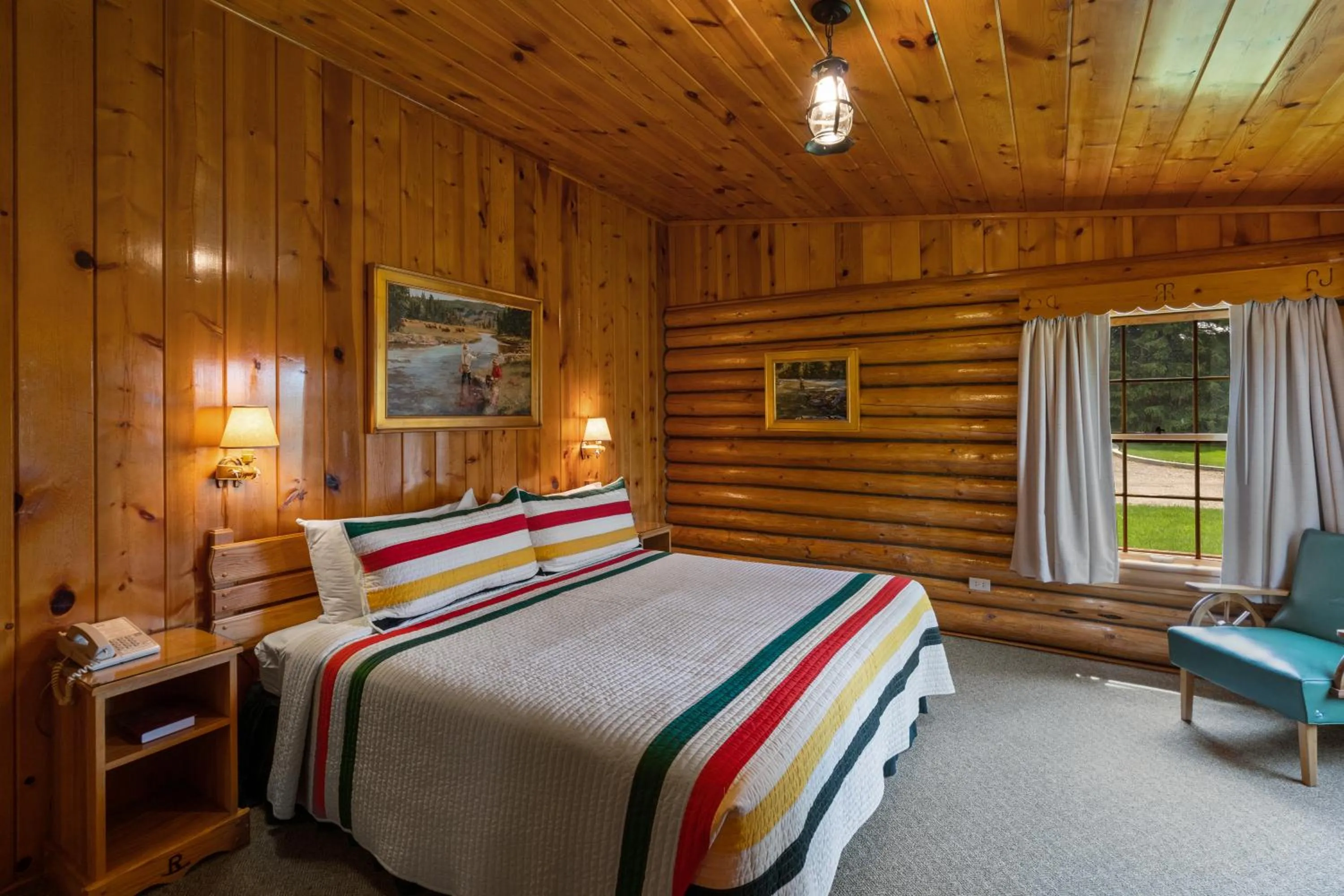 Bed in El Western Cabins & Lodges