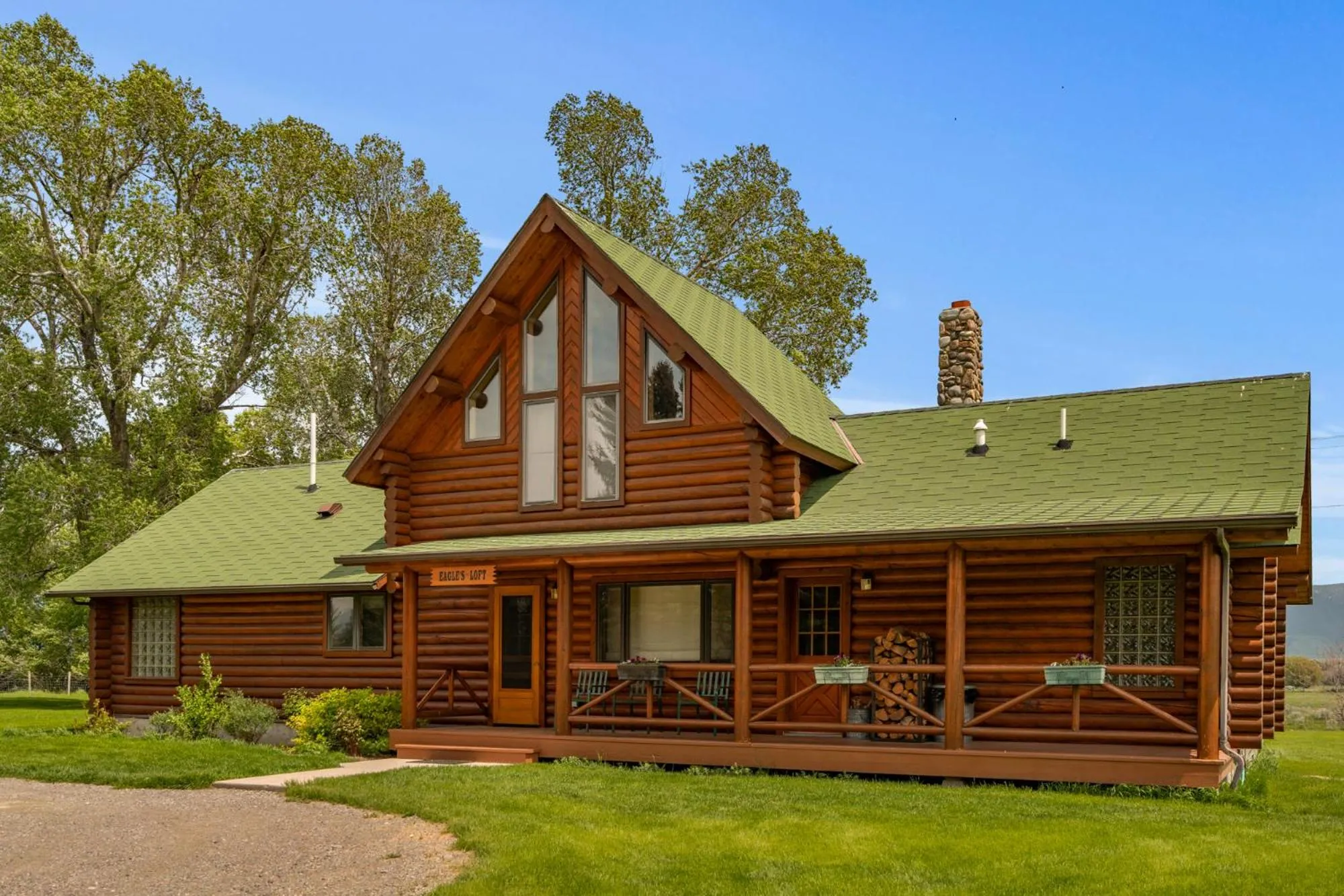 Property building in El Western Cabins & Lodges