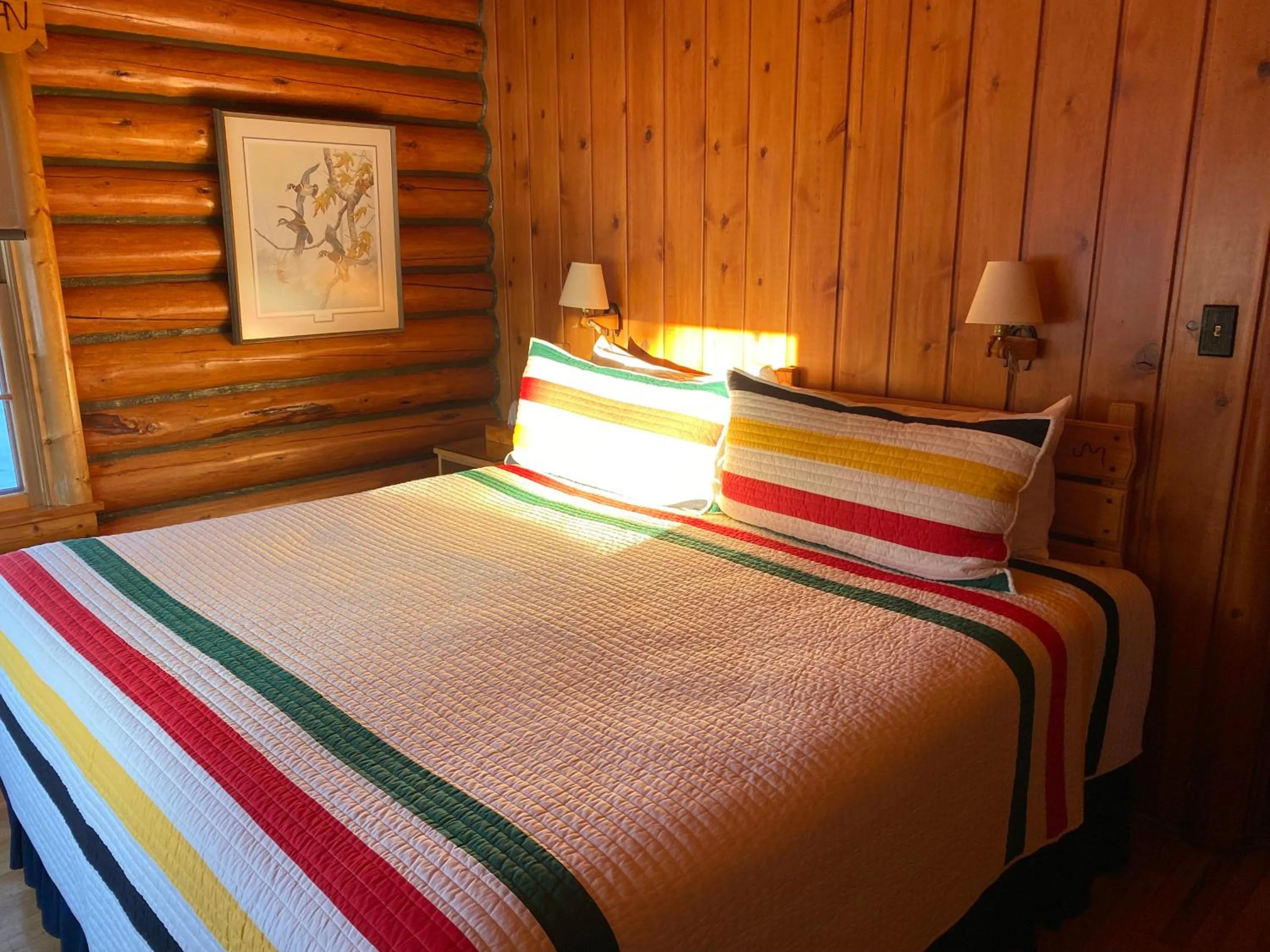 Bed in El Western Cabins & Lodges