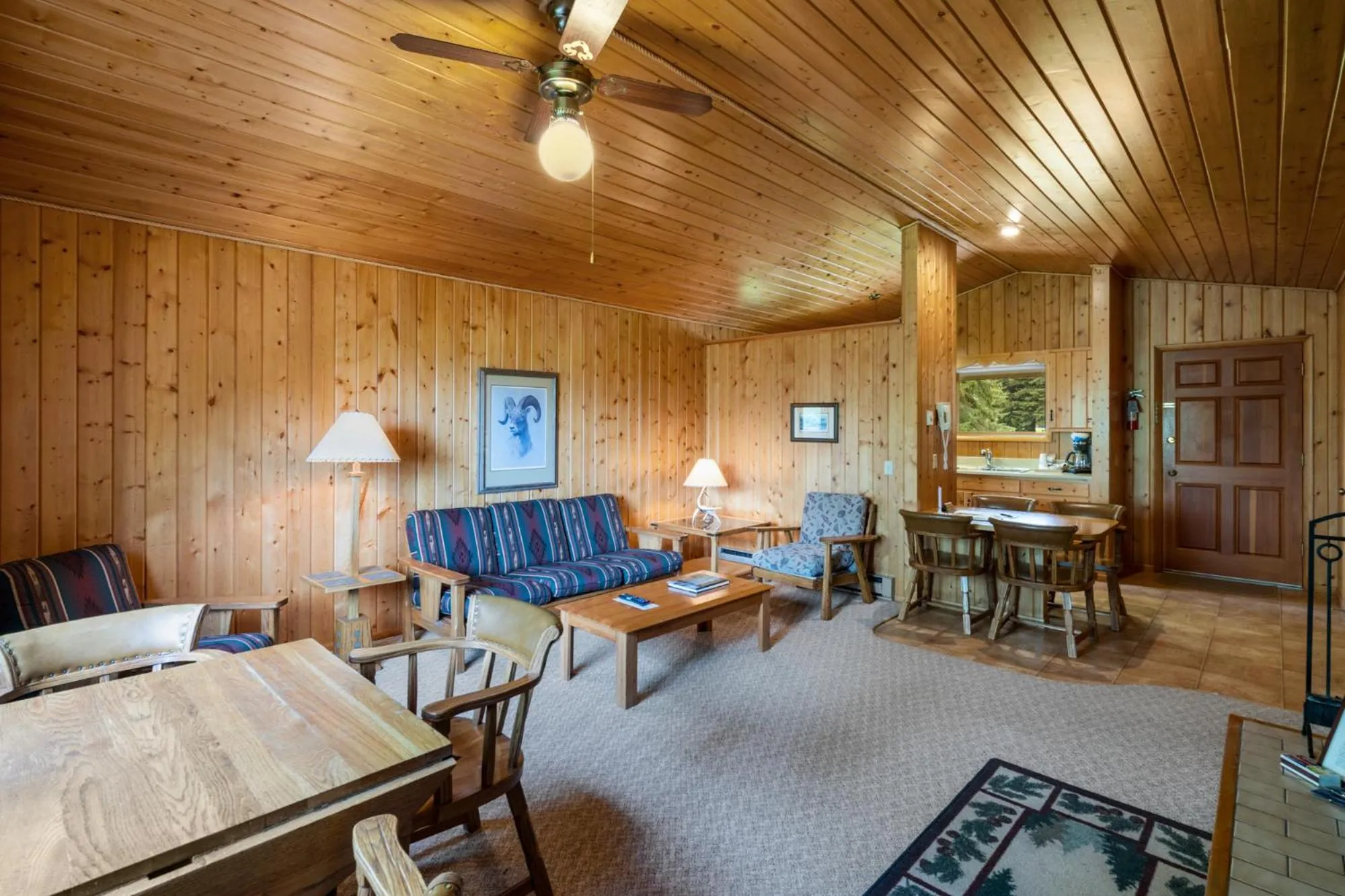 Living room in El Western Cabins & Lodges