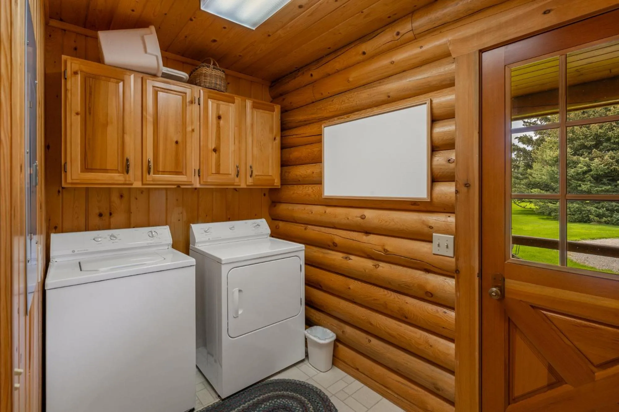 laundry in El Western Cabins & Lodges