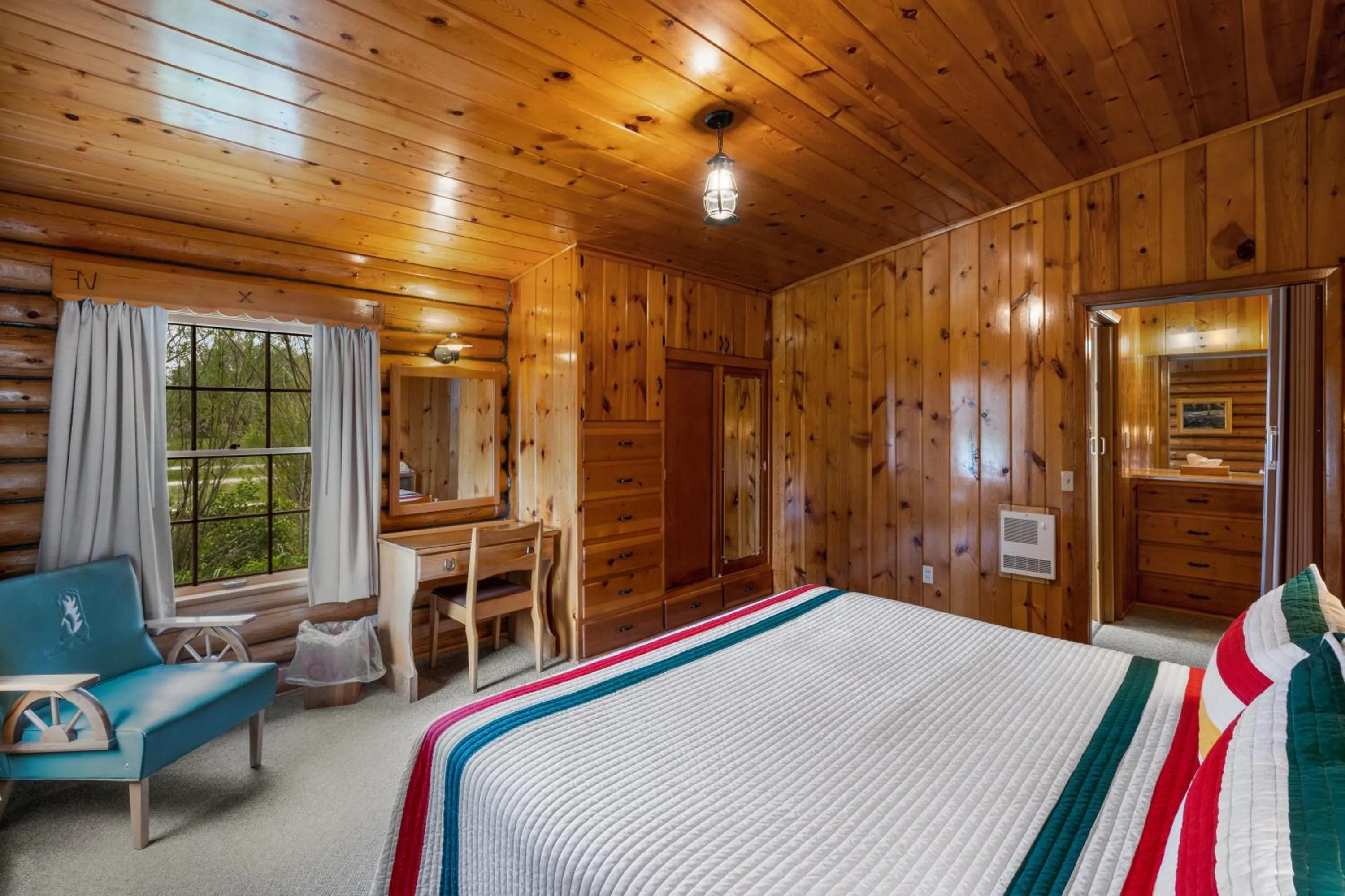 Bed in El Western Cabins & Lodges