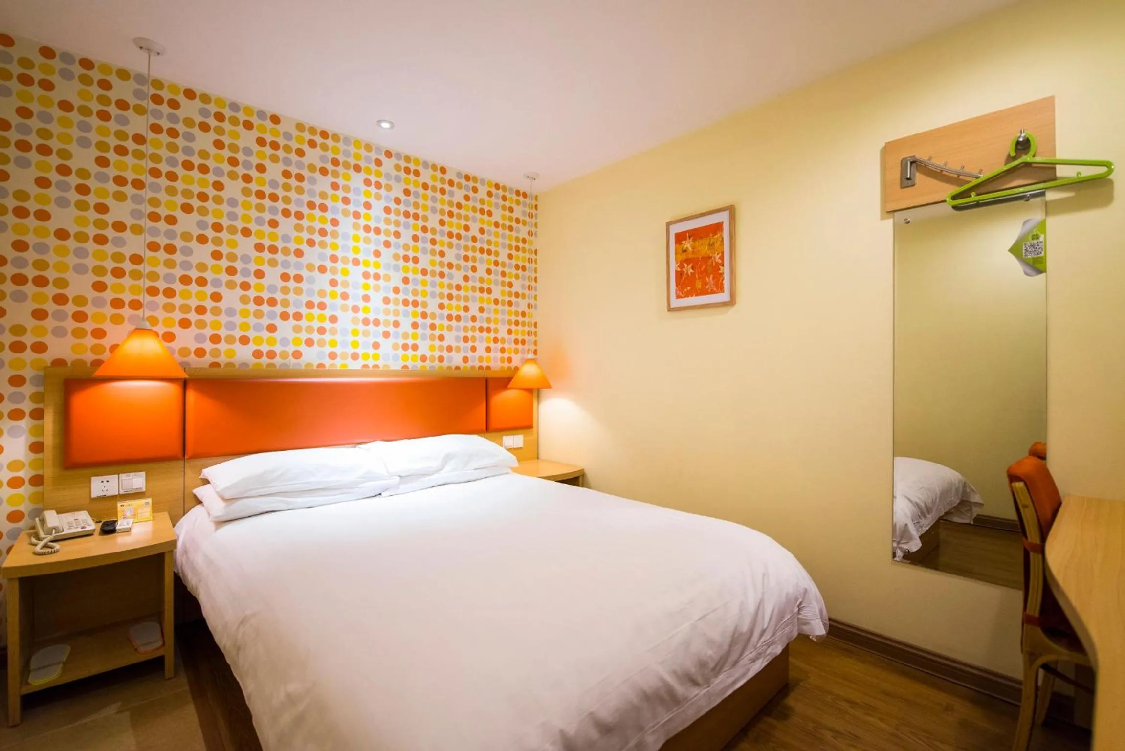 Bed in Home Inn Suzhou Taihu Lake Dongshan Town