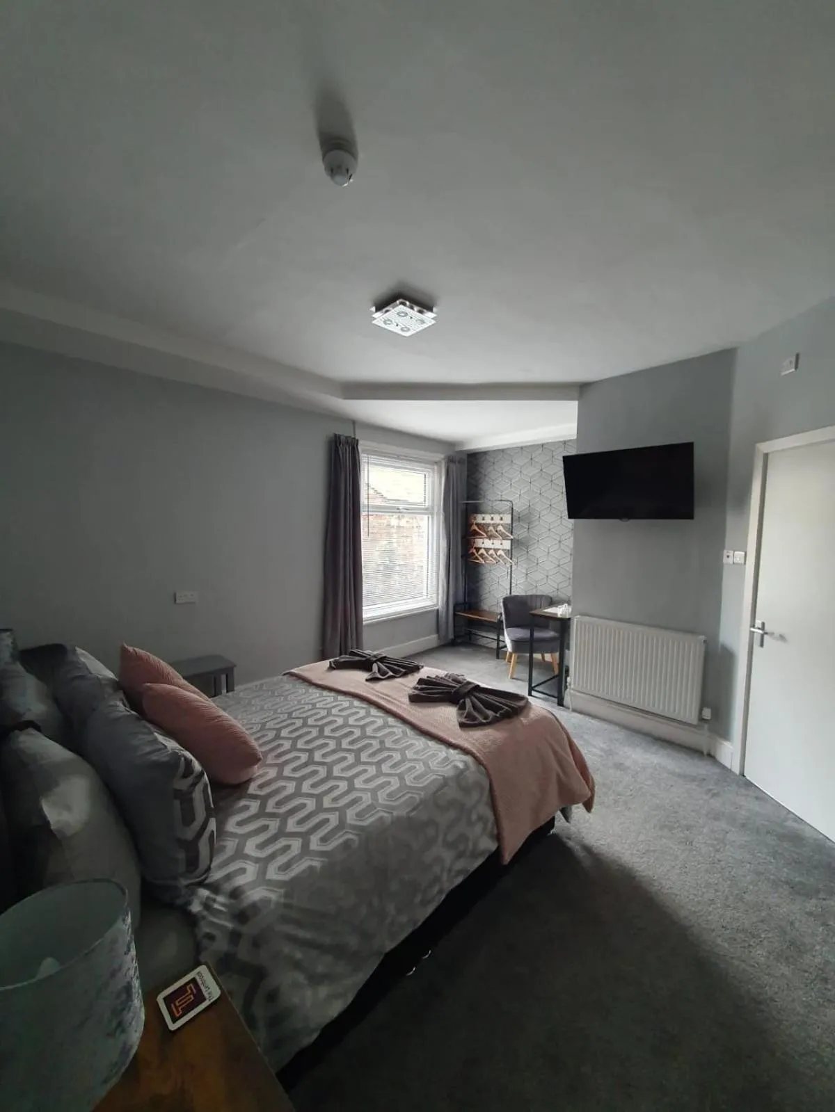 Bed in The Lenbrook