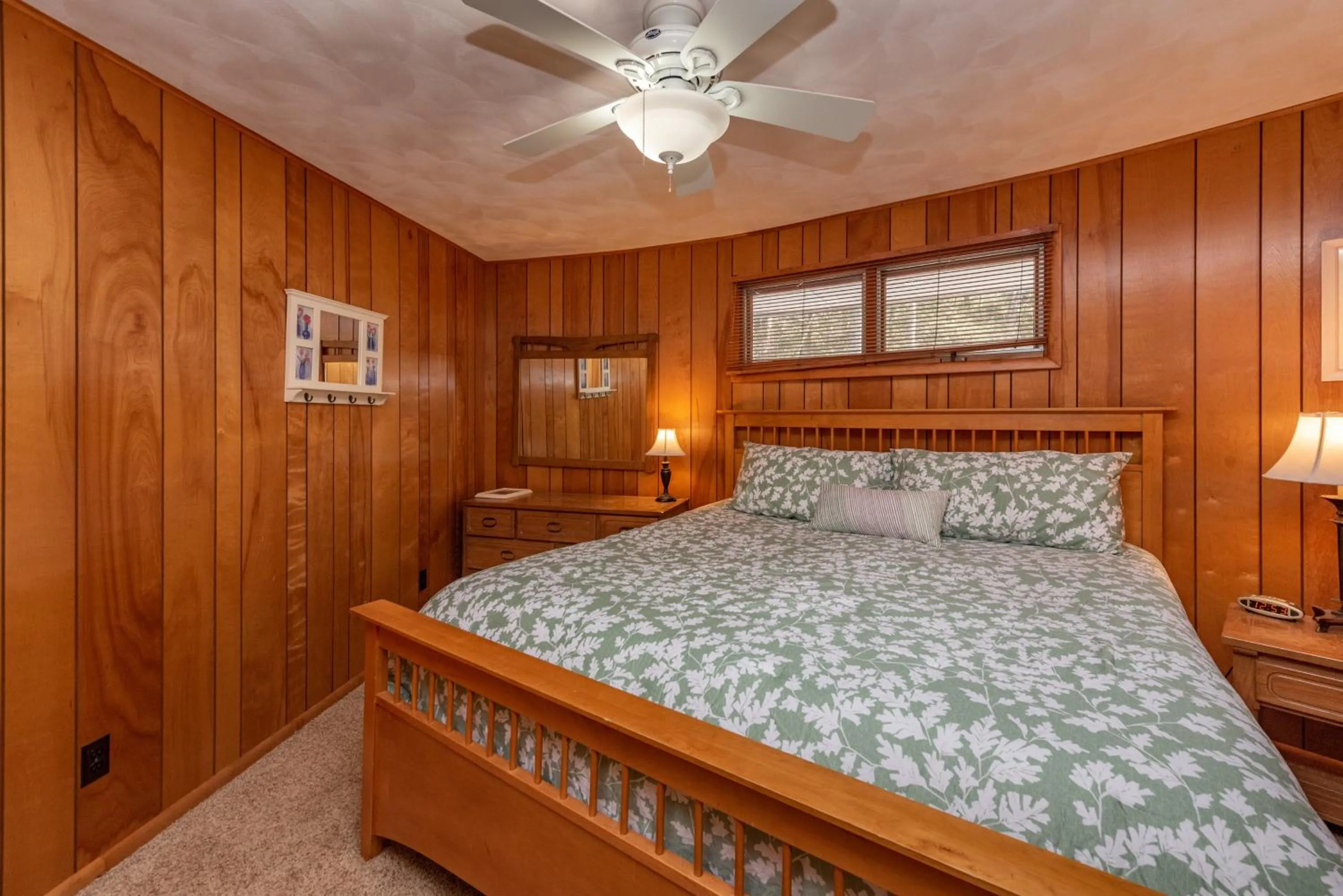 Bed in Finn McCools