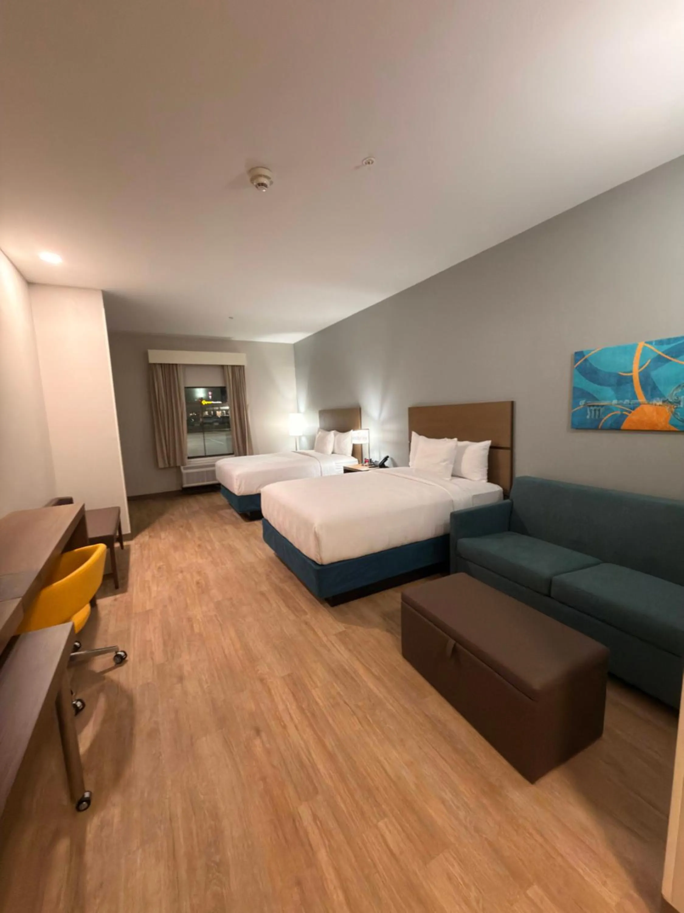 Bed in Mainstay Suites - Oklahoma City Airport