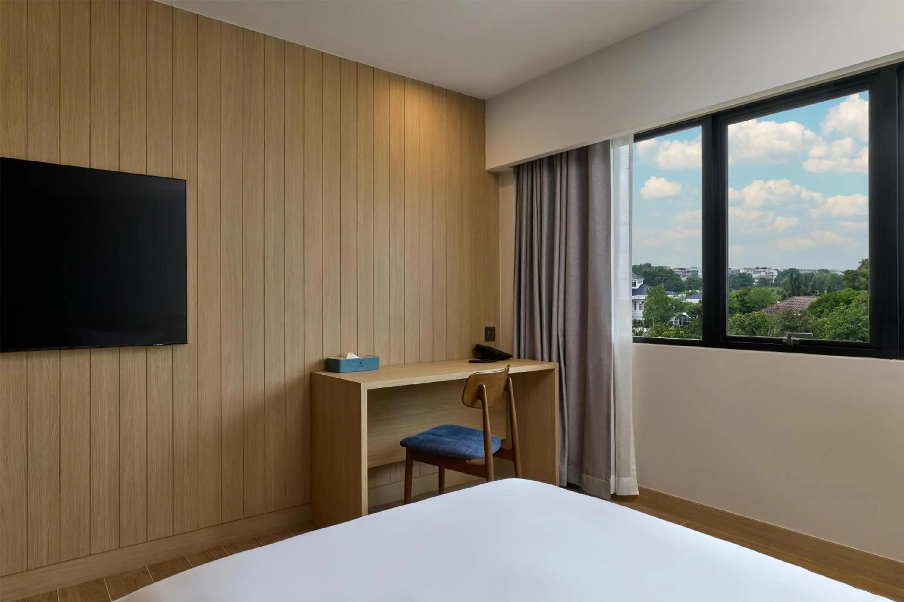 Bedroom, Bed in Best Western Matter Tiwanon Hotel