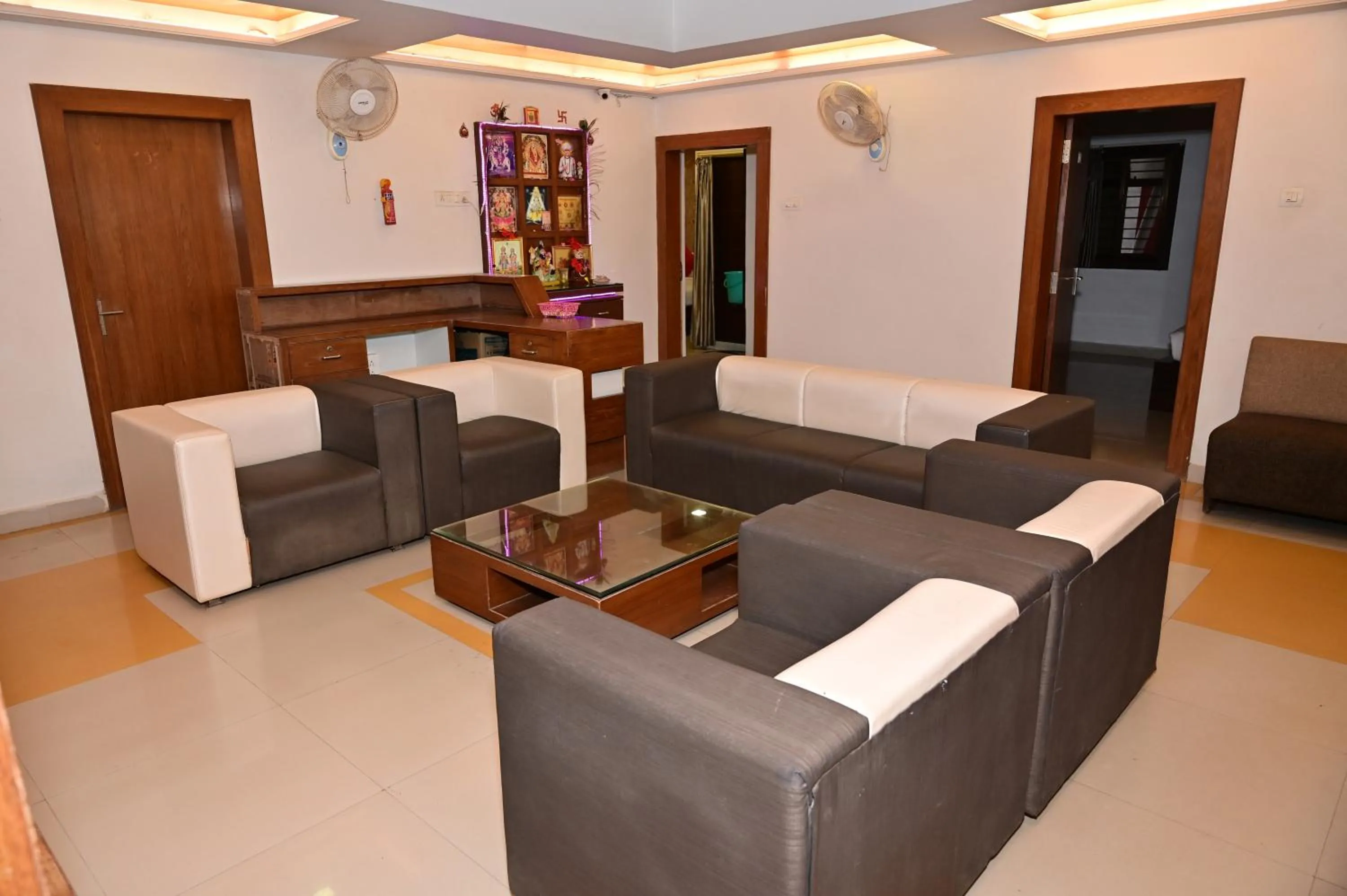 Sri Shivam Hotel
