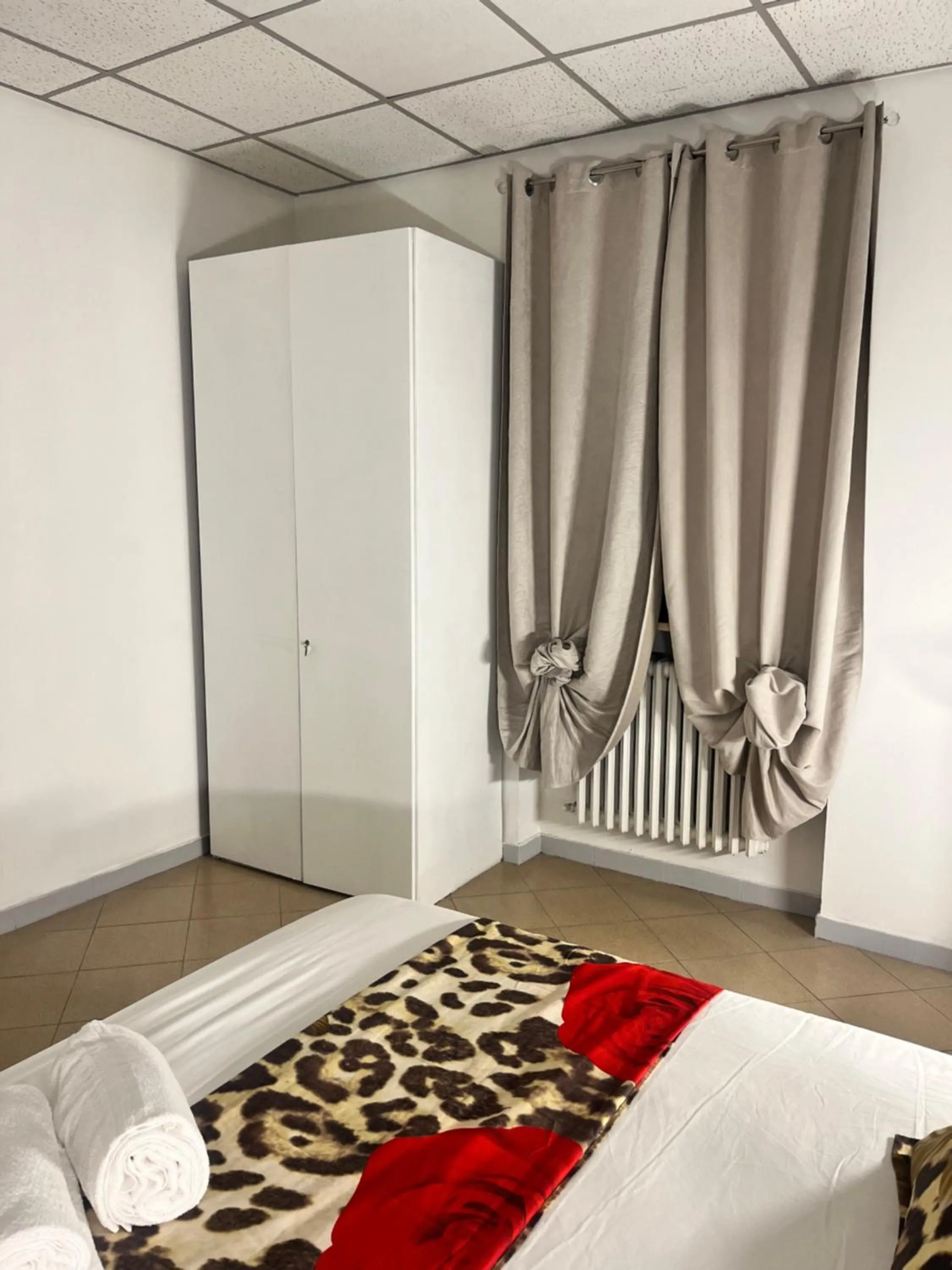 Bed in Hotel Elite