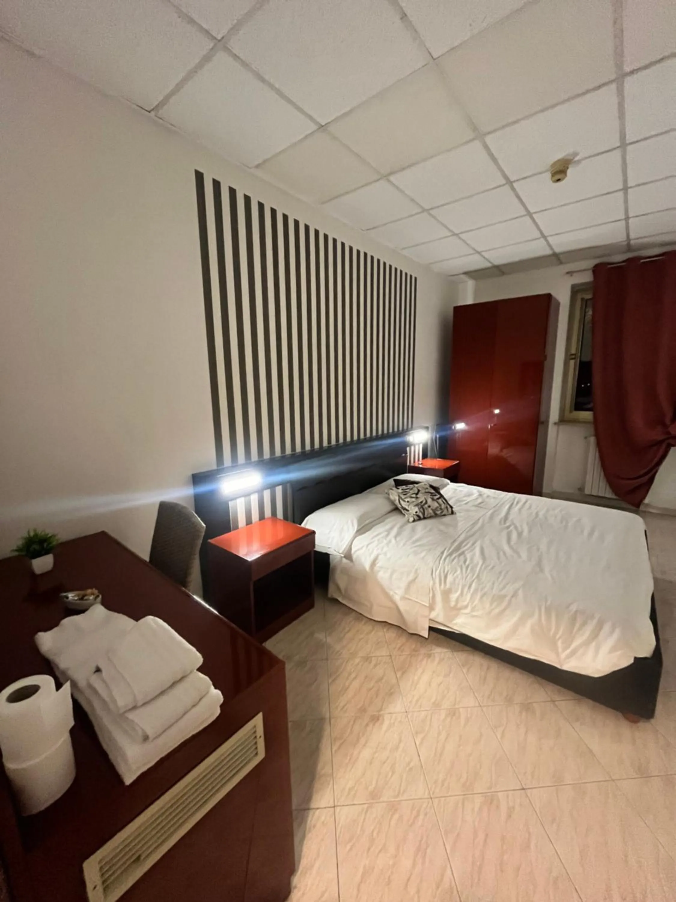 Bed in Hotel Elite