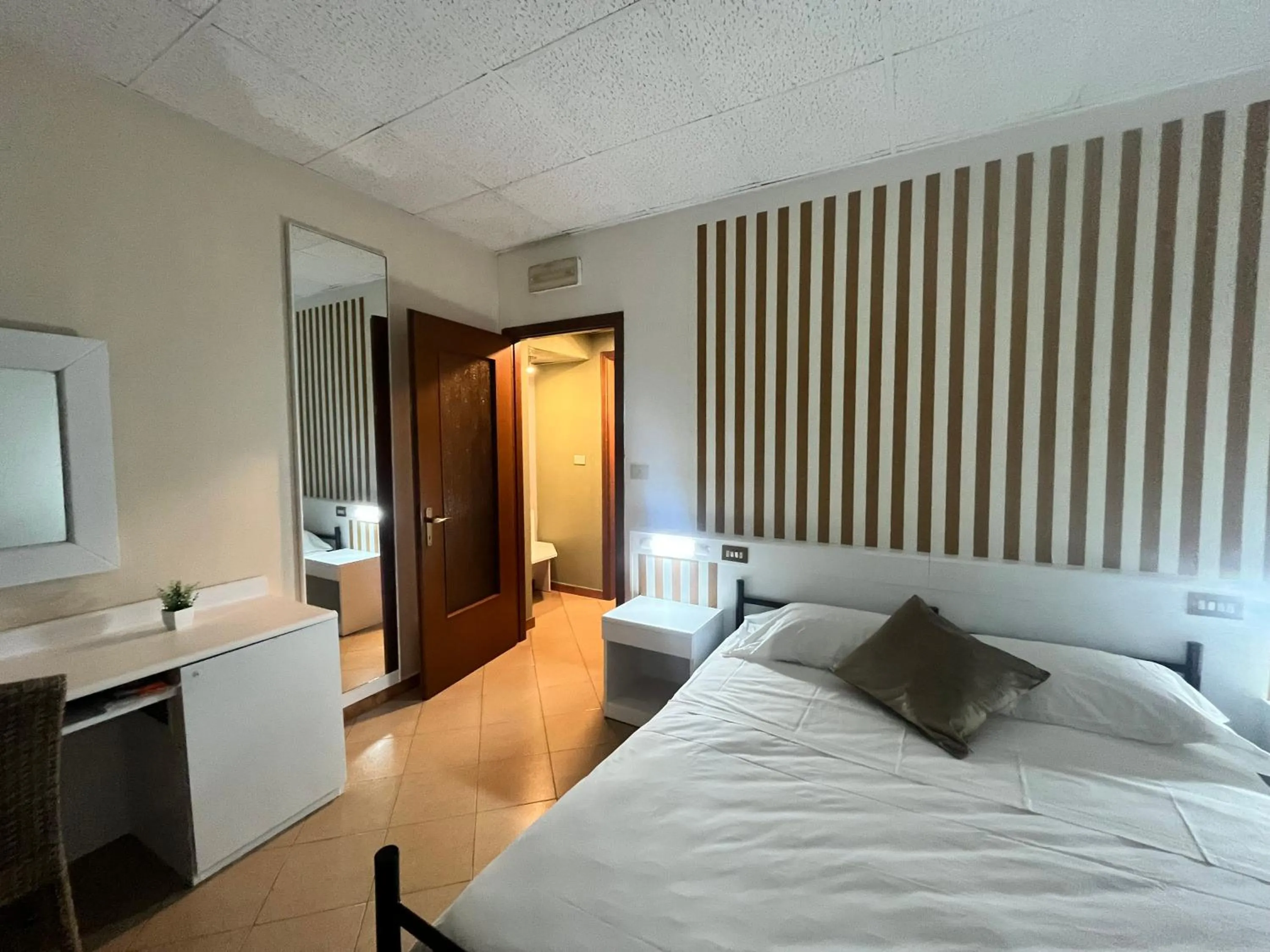 Bed in Hotel Elite