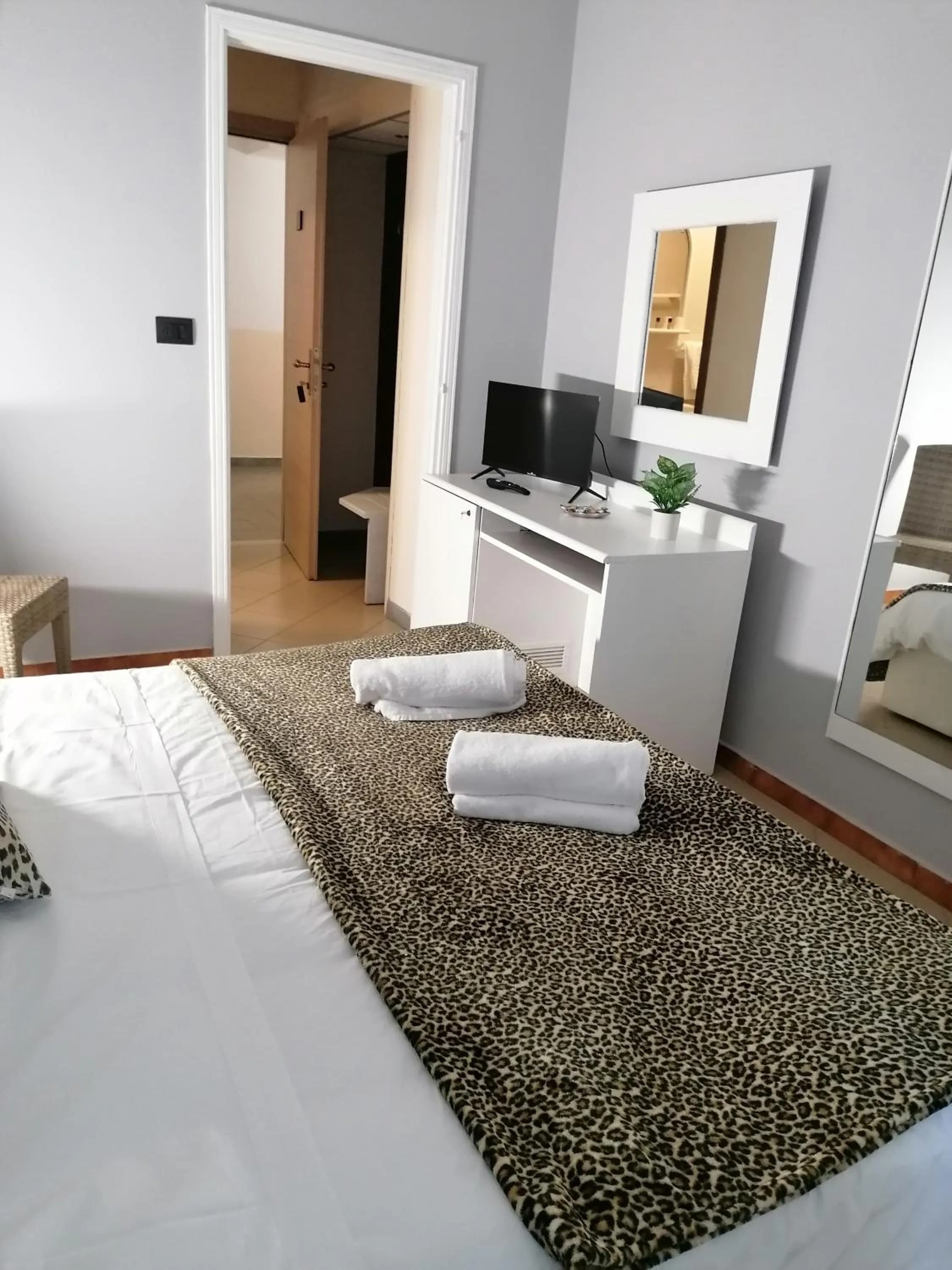 Bed in Hotel Elite
