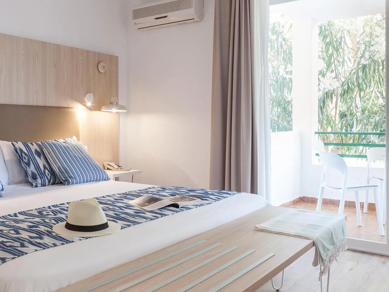 Bed in Wyndham Mallorca Portocolom Resort
