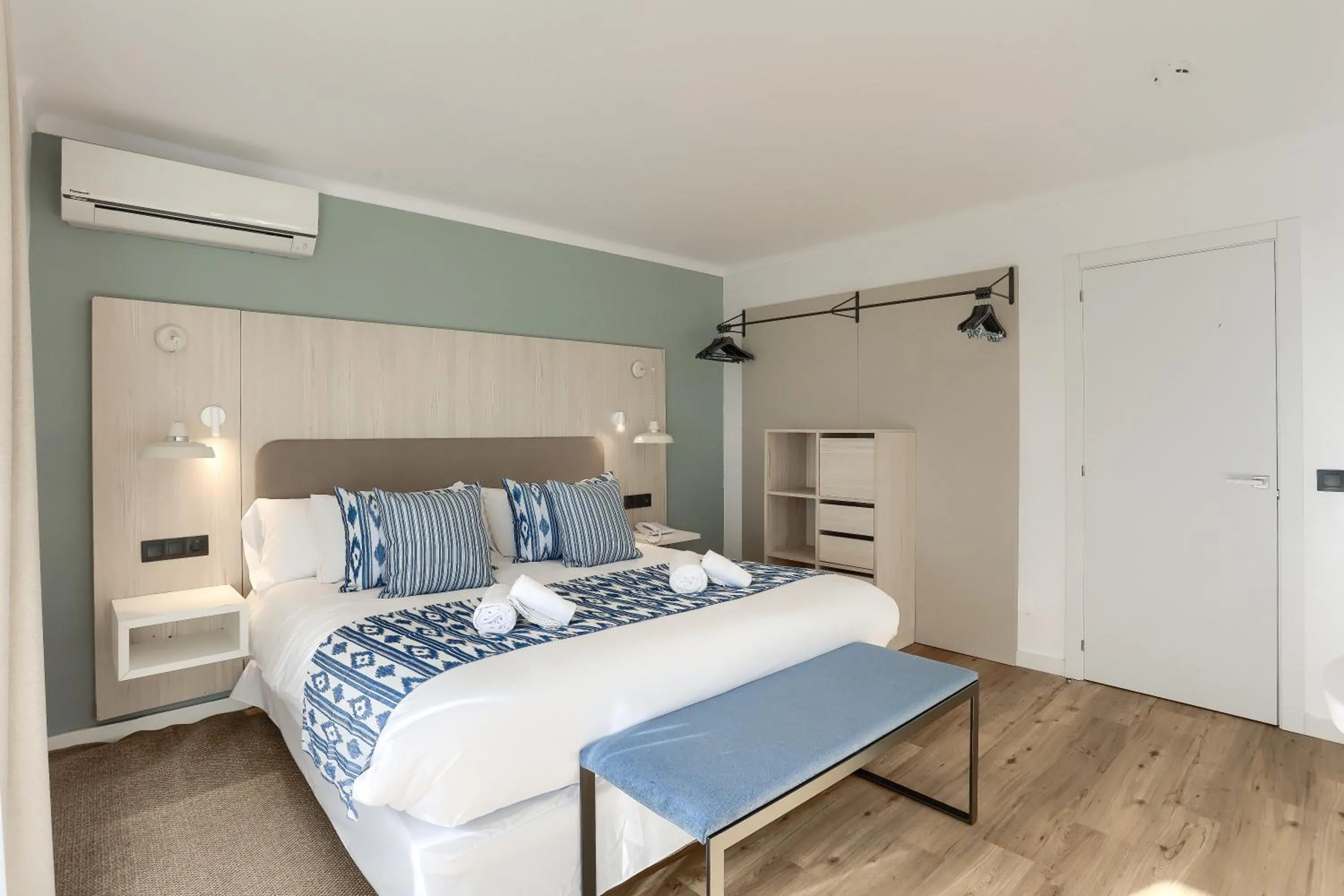 Bed in Wyndham Mallorca Portocolom Resort