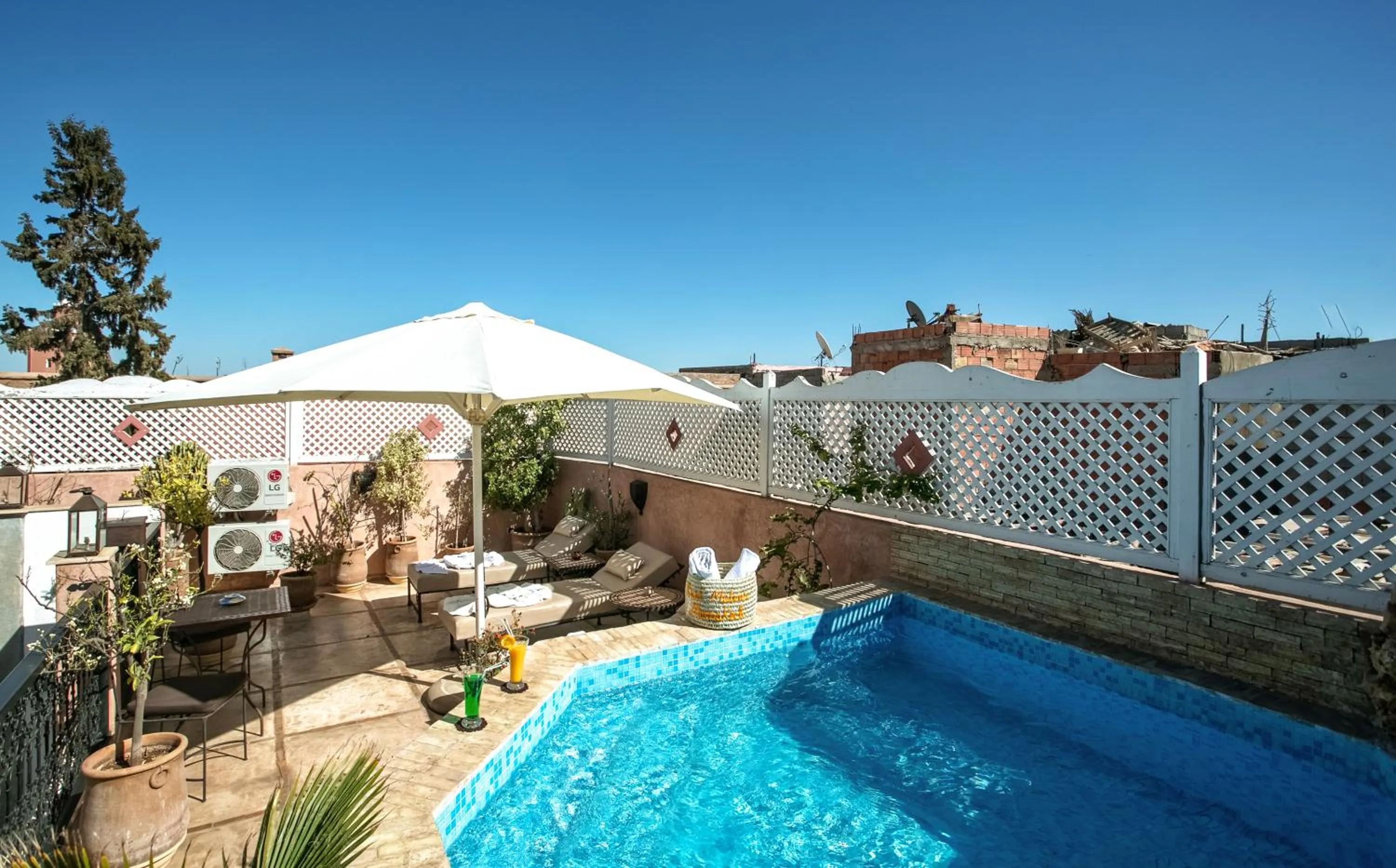 Swimming pool in Riad Matins De Marrakech