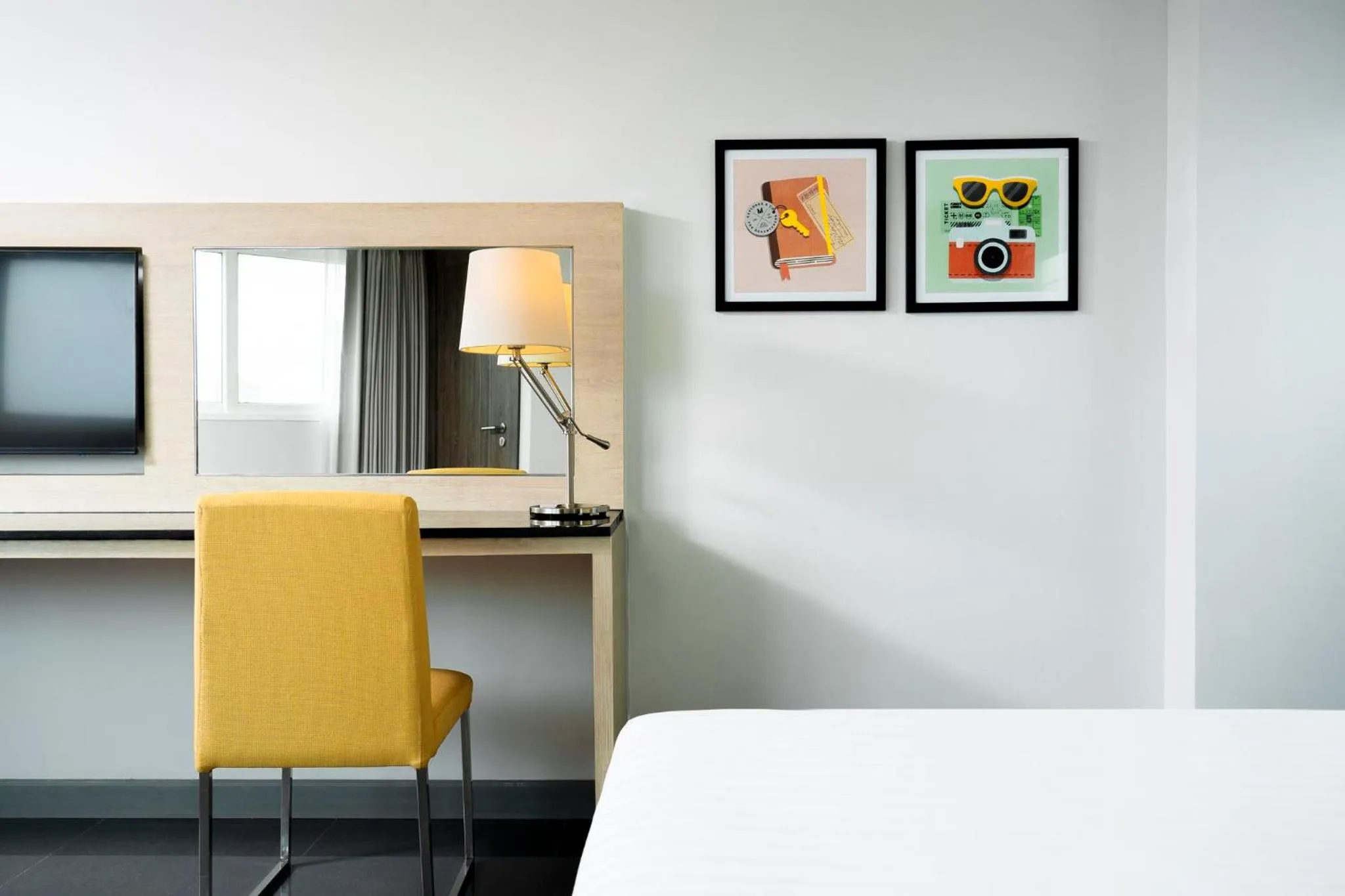 Photo of the whole room, Bed in Garner Hotel Pattaya Central by IHG