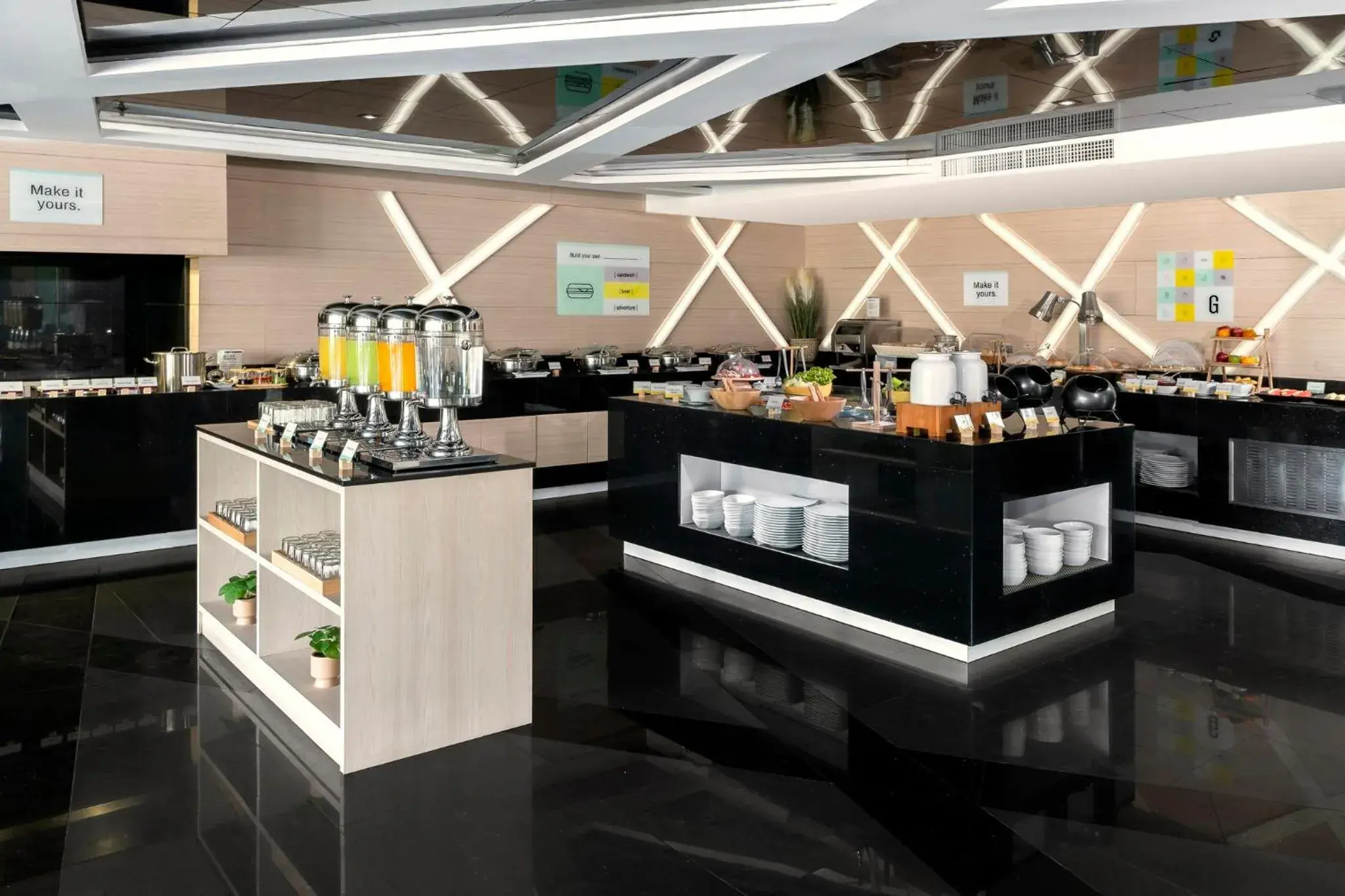 Restaurant/places to eat in Garner Hotel Pattaya Central by IHG Restaurant/places to eat in Garner Hotel Pattaya Central by IHG