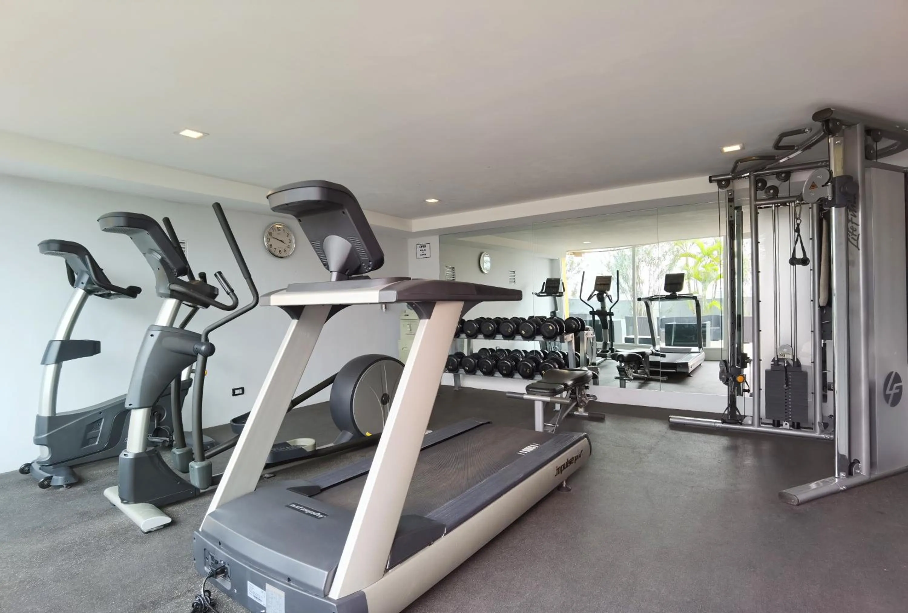 Fitness centre/facilities in Nova Express Pattaya Hotel