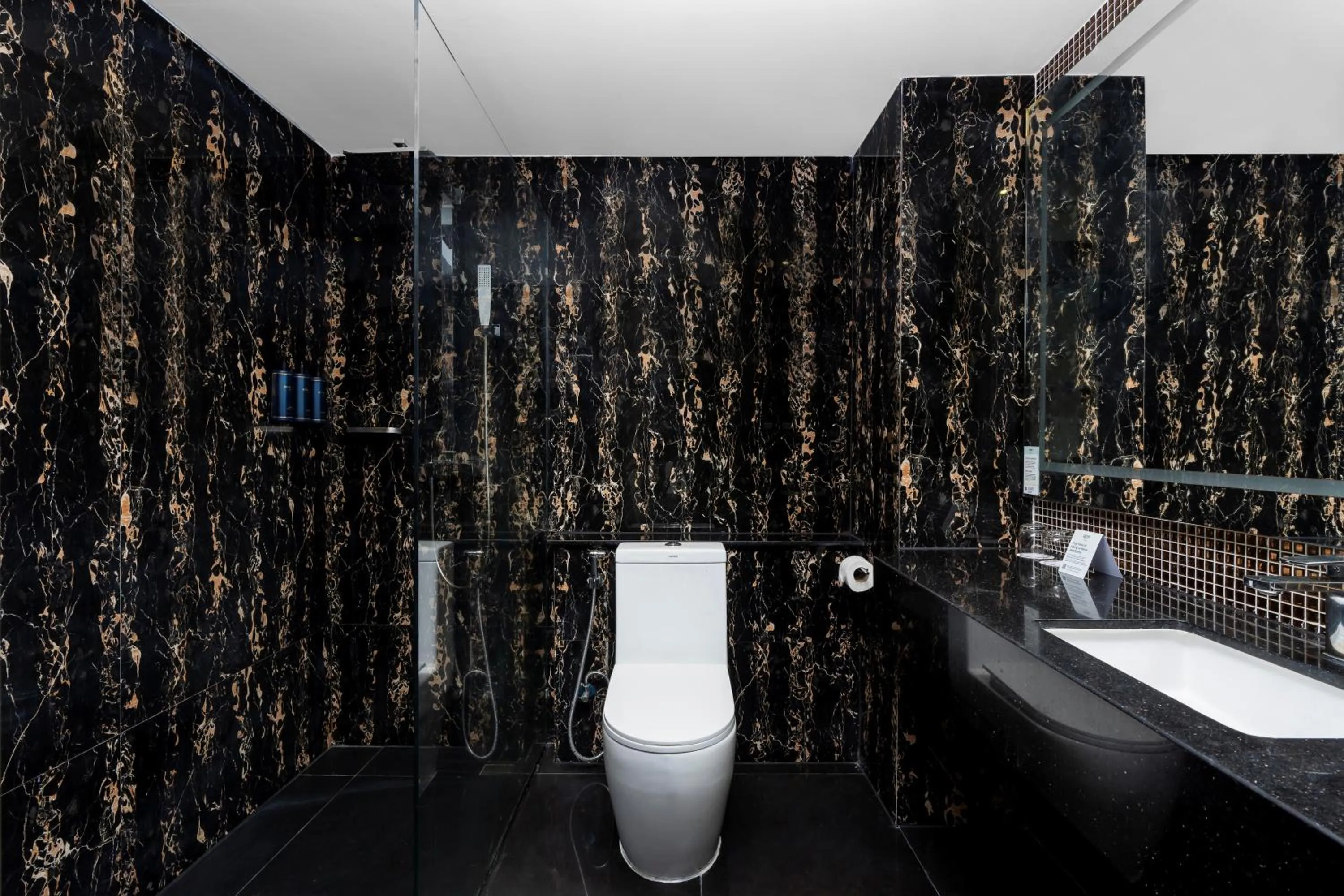 Shower in Garner Hotel Pattaya Central by IHG