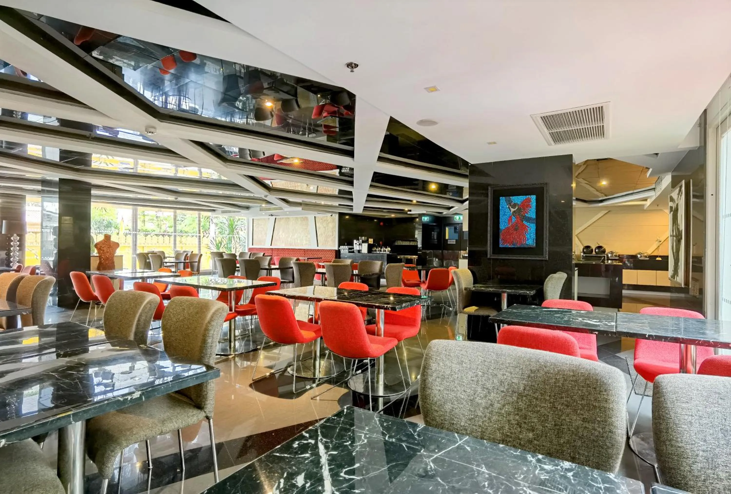 Restaurant/places to eat in Nova Express Pattaya Hotel