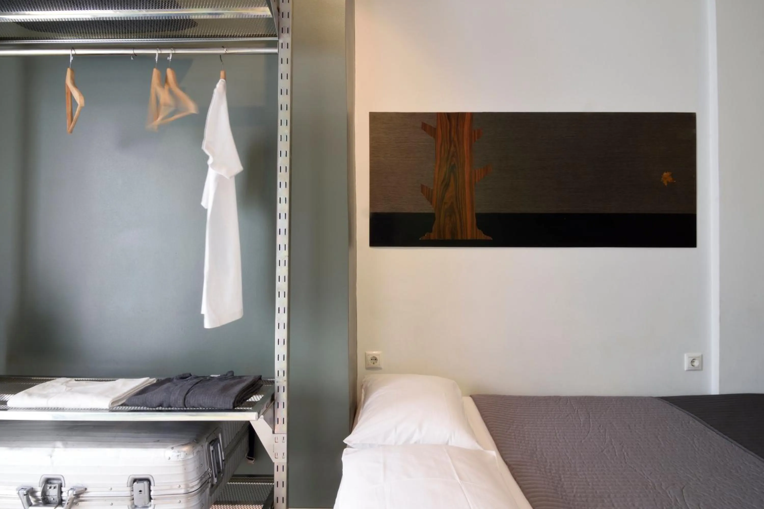 Decorative detail, Bed in Athens Green Apartments