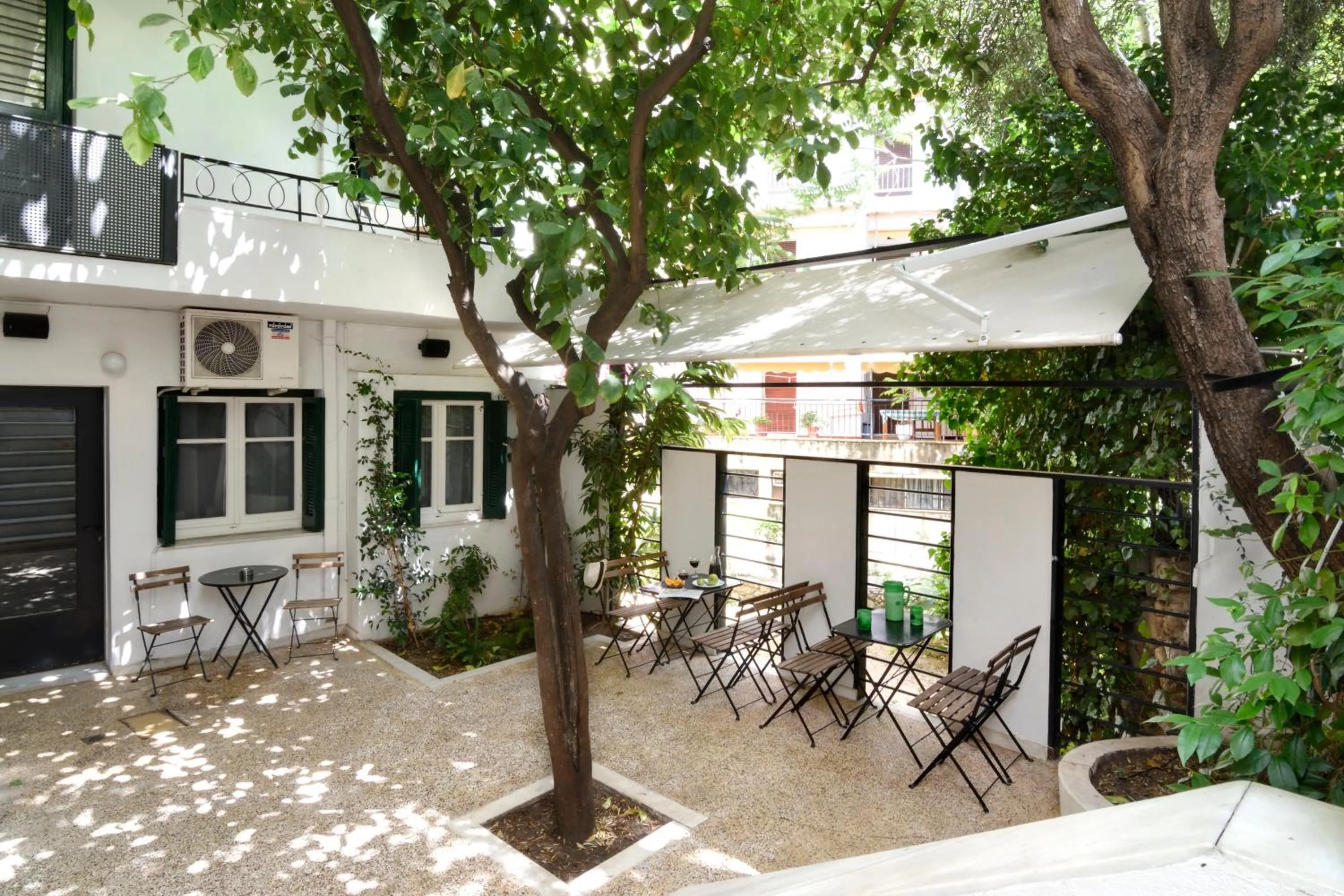 Patio in Athens Green Apartments