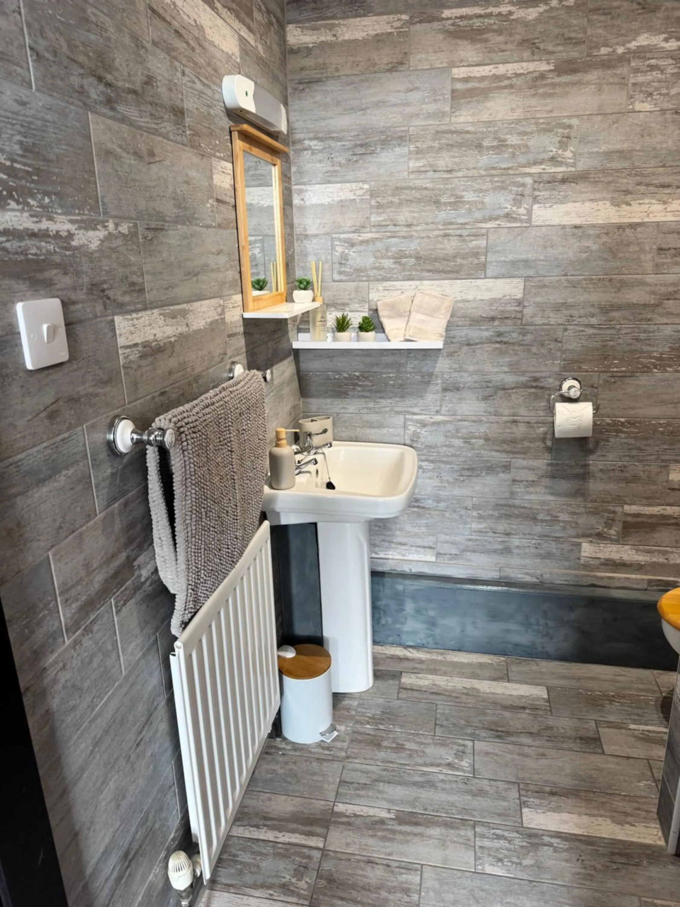 Bathroom in Craven Heifer