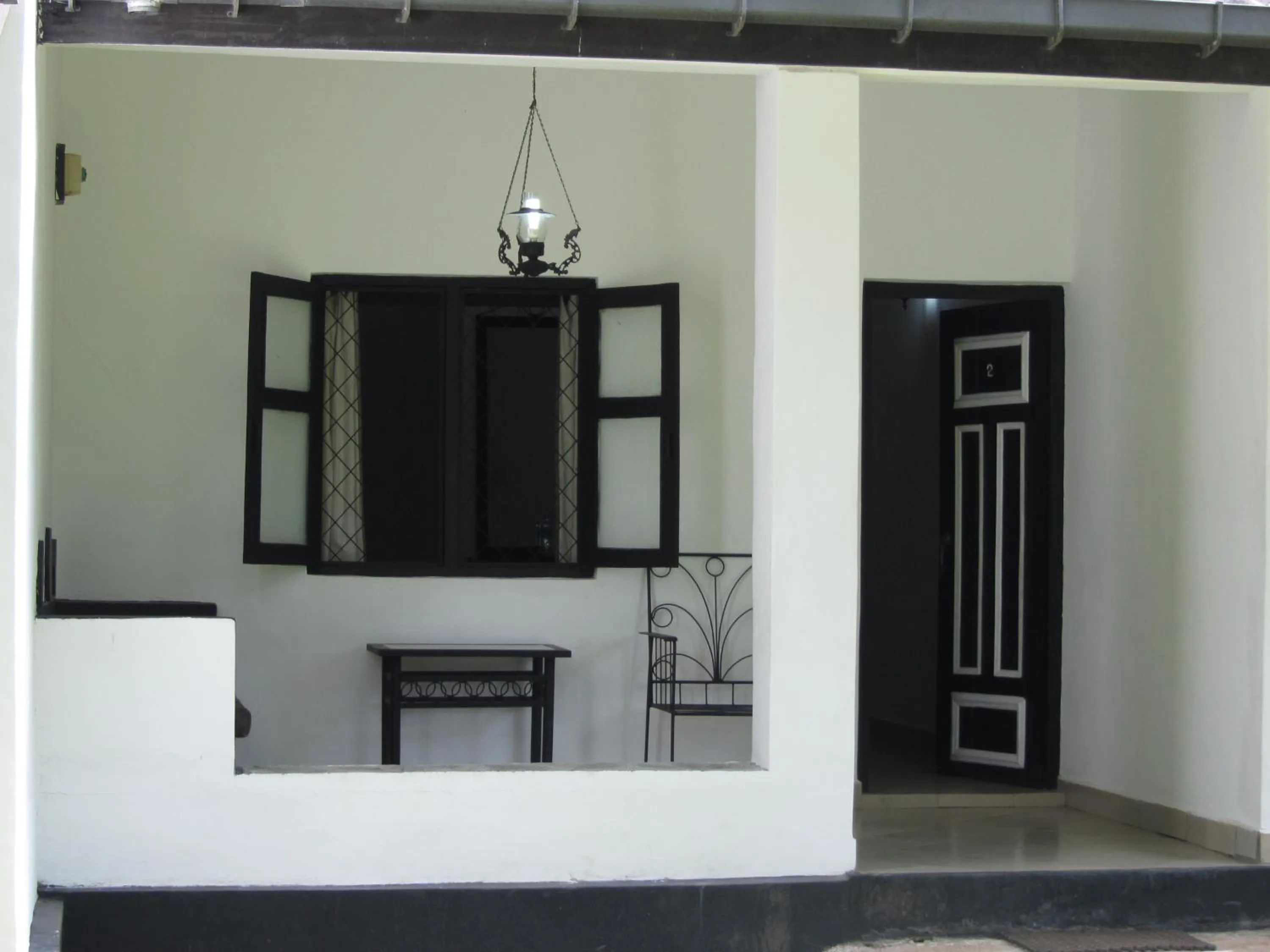 Patio in Dambulu Oya Family Park