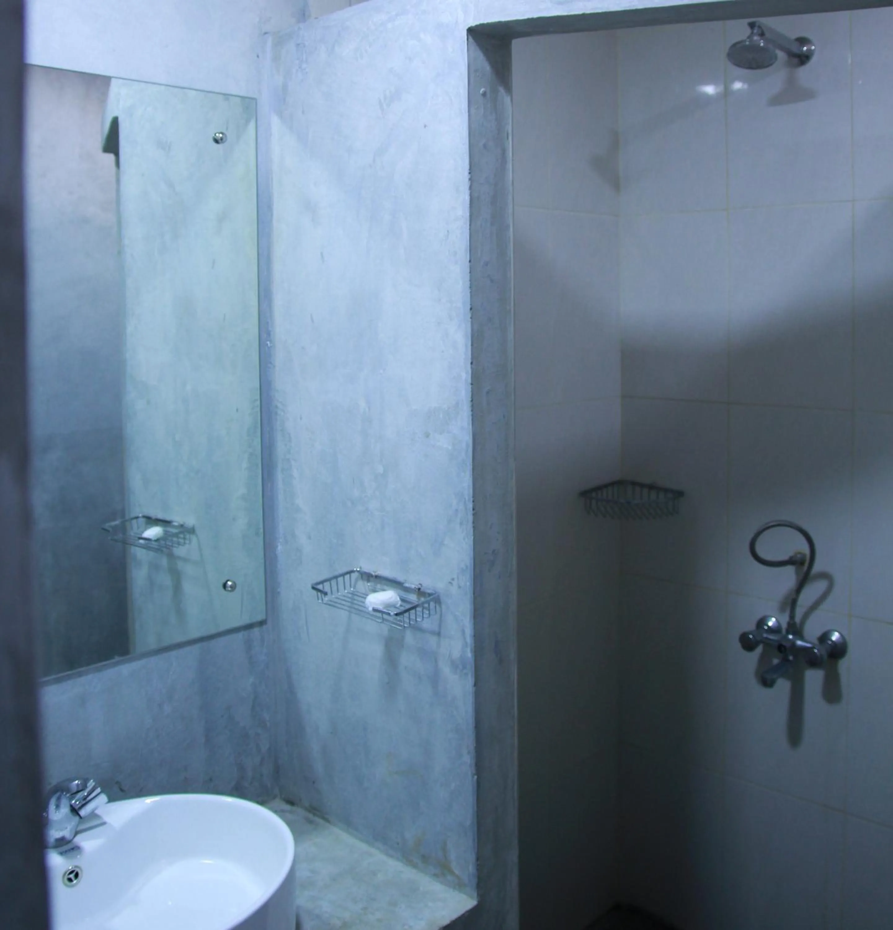 Bathroom in Dambulu Oya Family Park