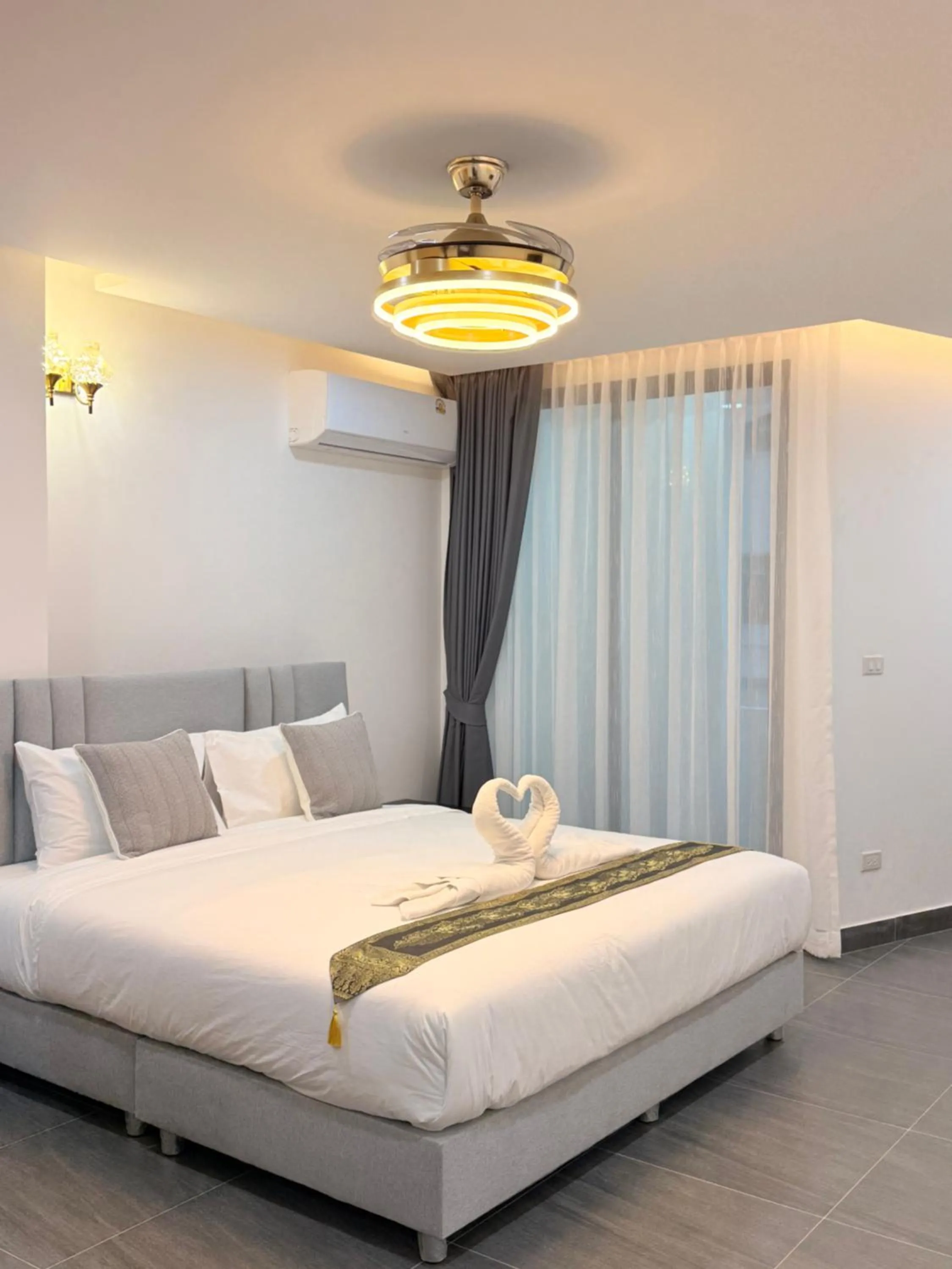 Bedroom, Bed in Velora Jomtien Residence