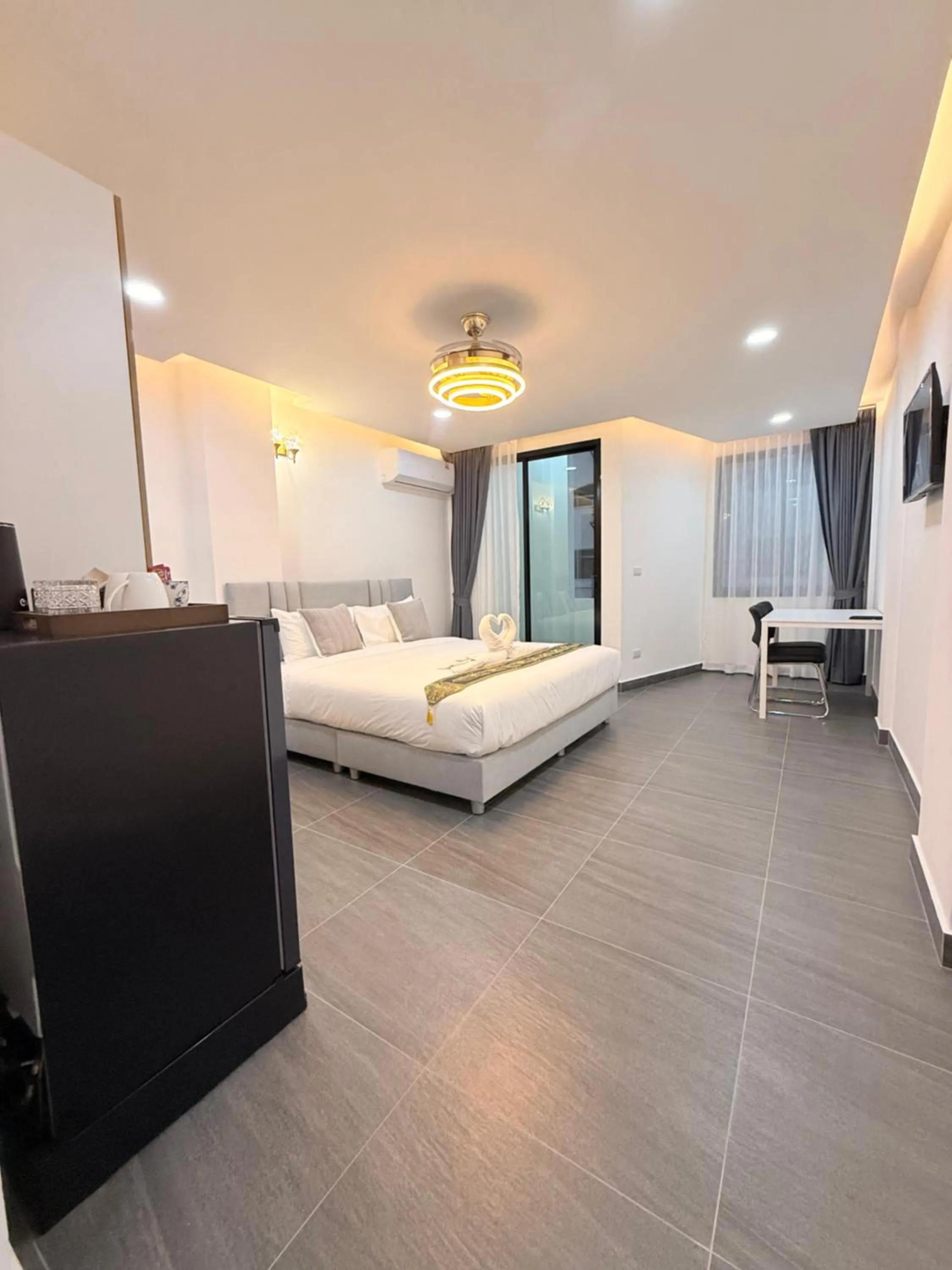Bedroom, Bed in Velora Jomtien Residence
