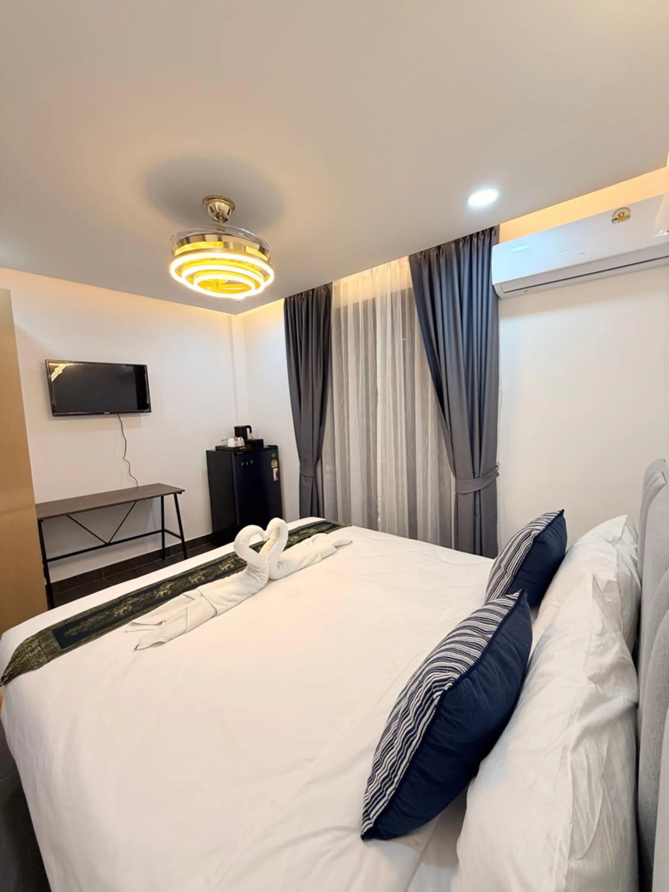 Bedroom, Bed in Velora Jomtien Residence