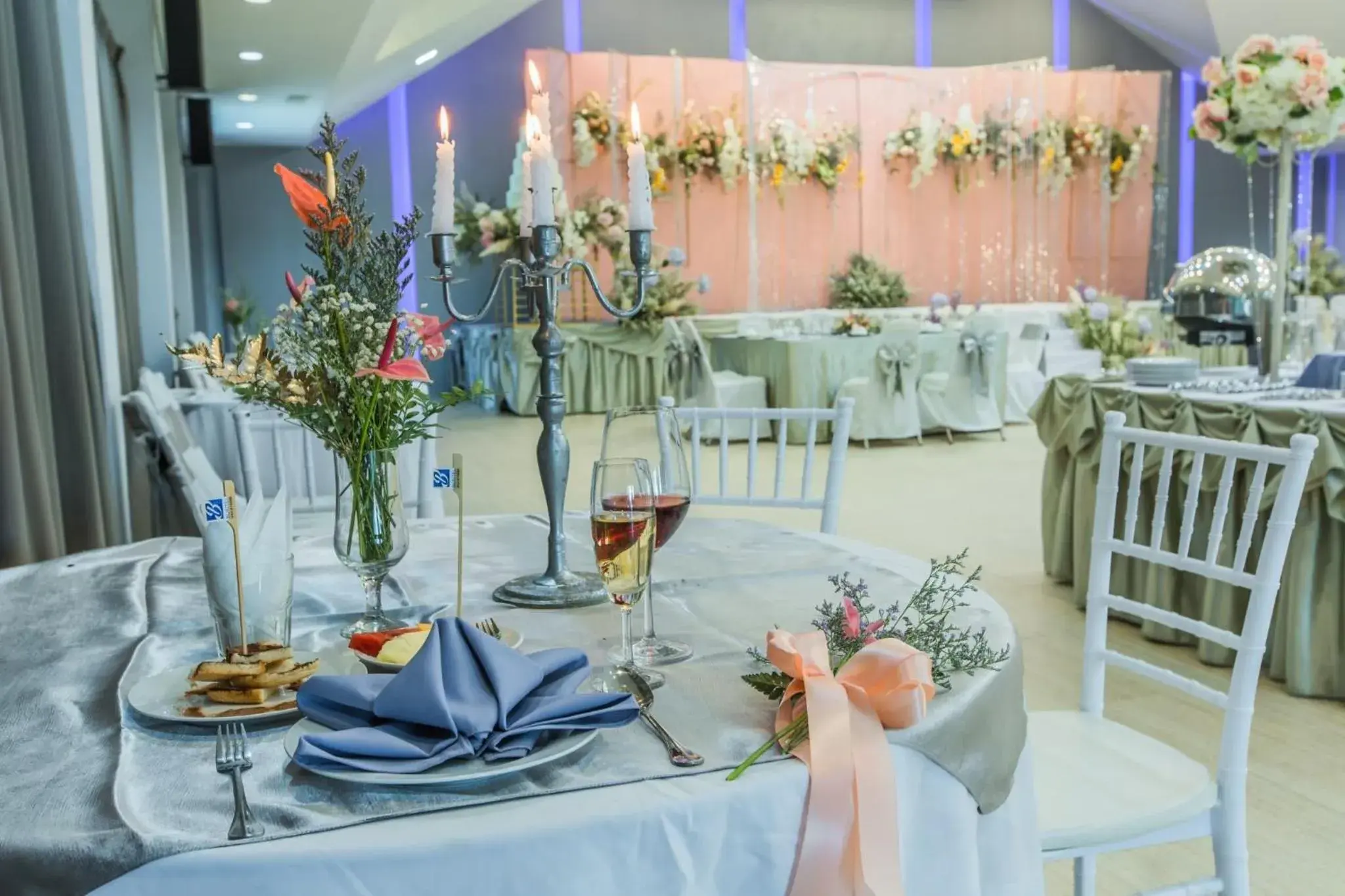 Food and drinks in Buritel Hotel Food and drinks in Buritel Hotel