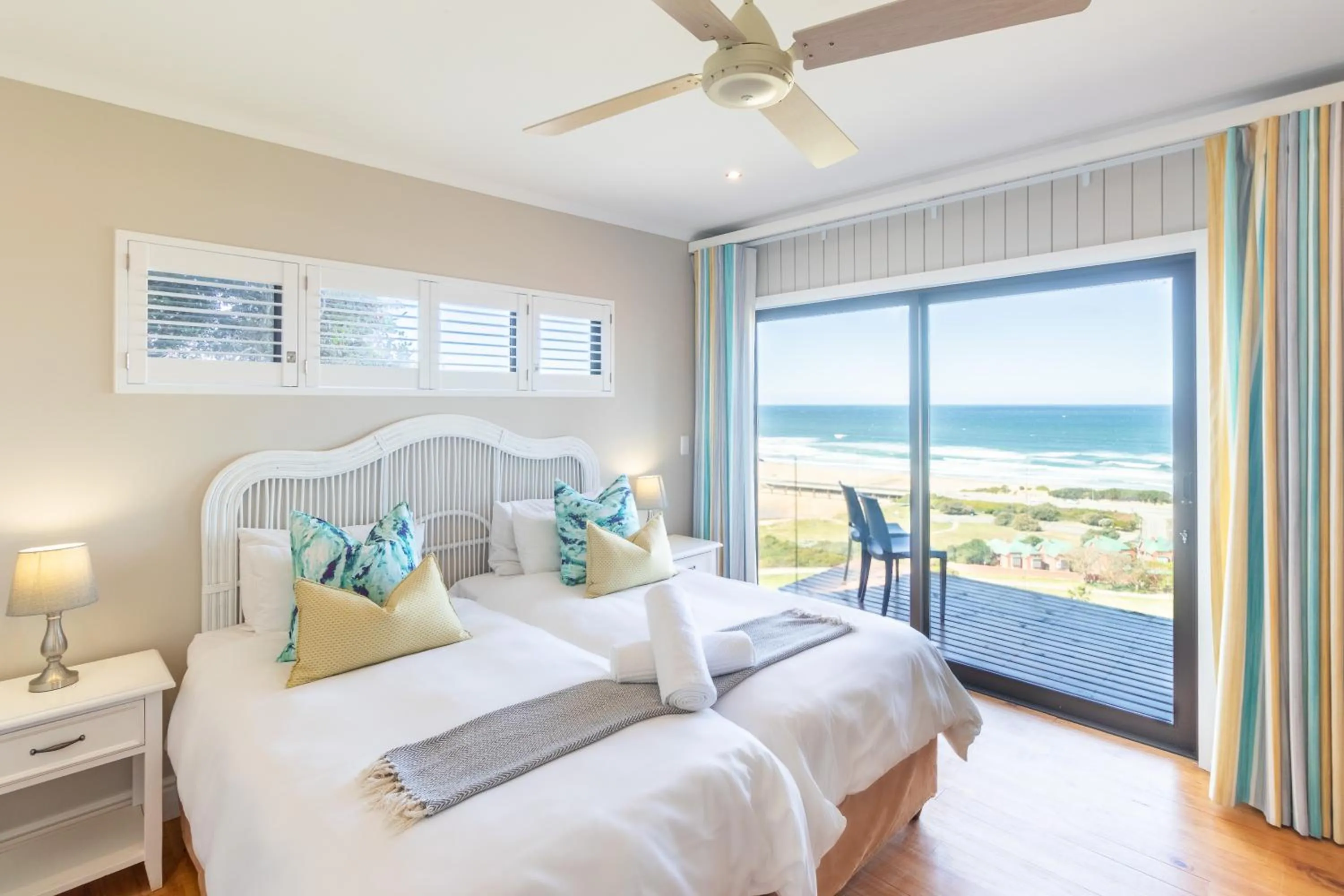 Bedroom, Bed in Boardwalk Lodge – Self-Catering