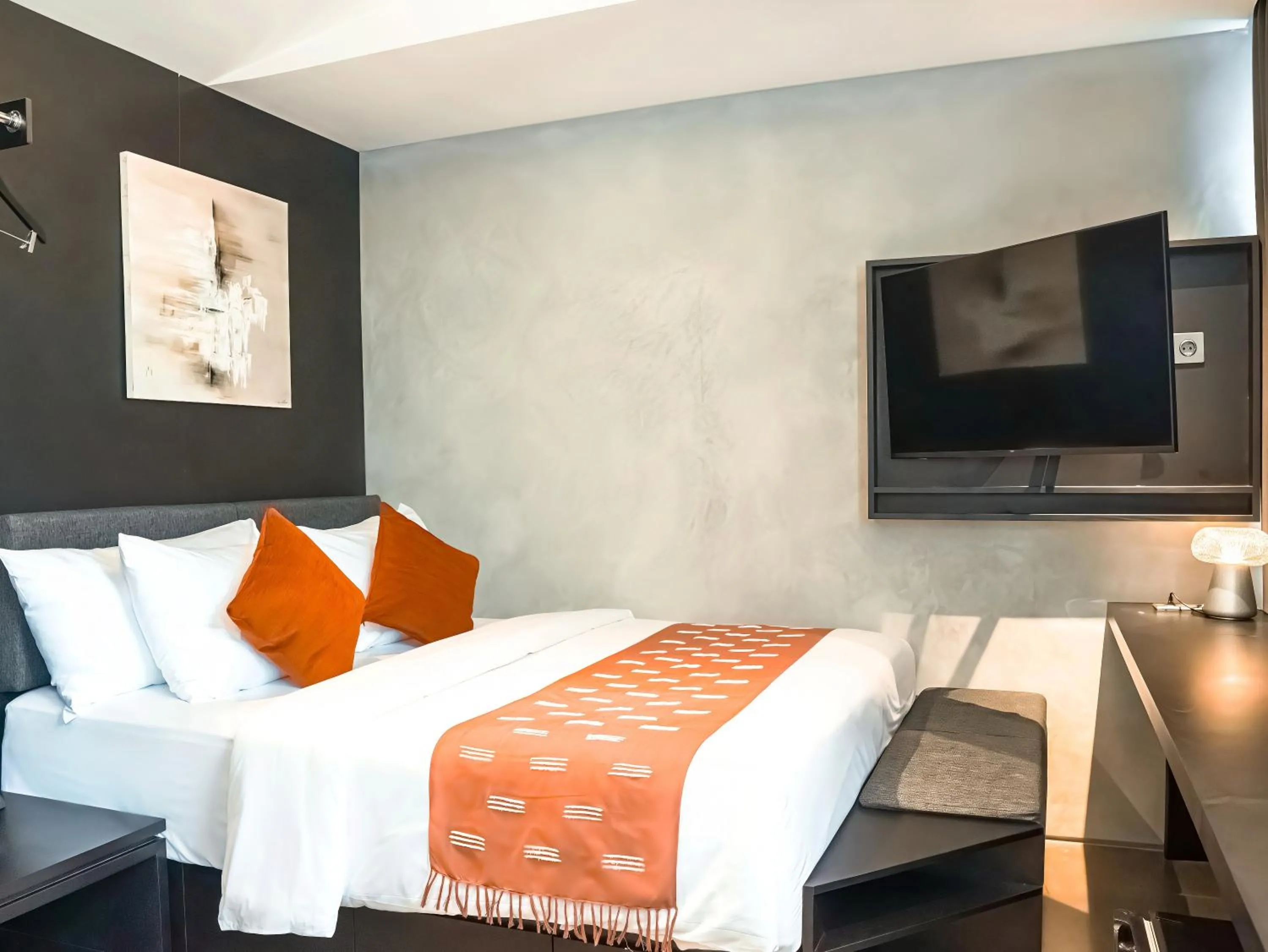 Standard Queen Room in Maisola by ARTOTEL Semarang