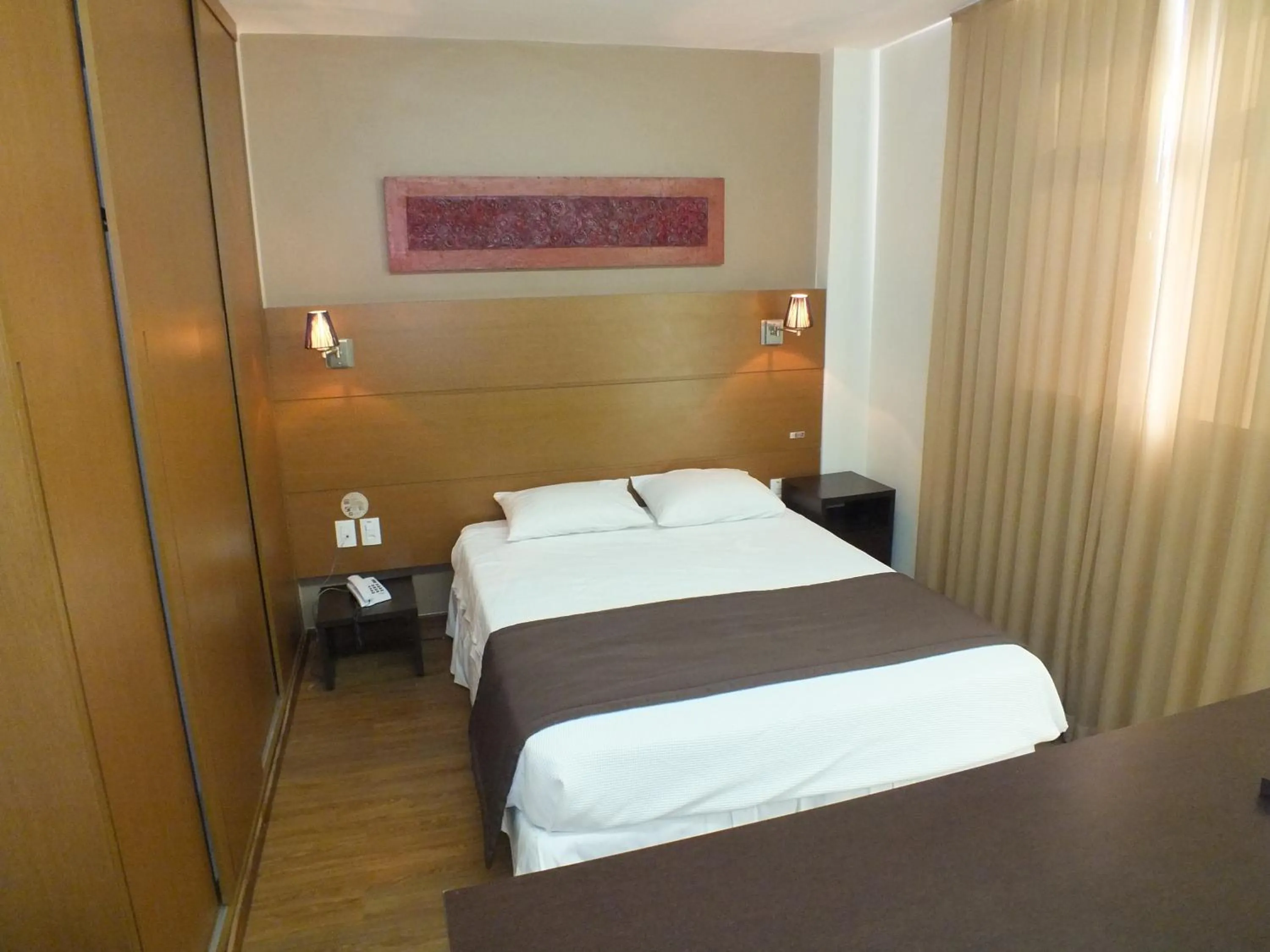 Photo of the whole room, Bed in JB Palace Hotel