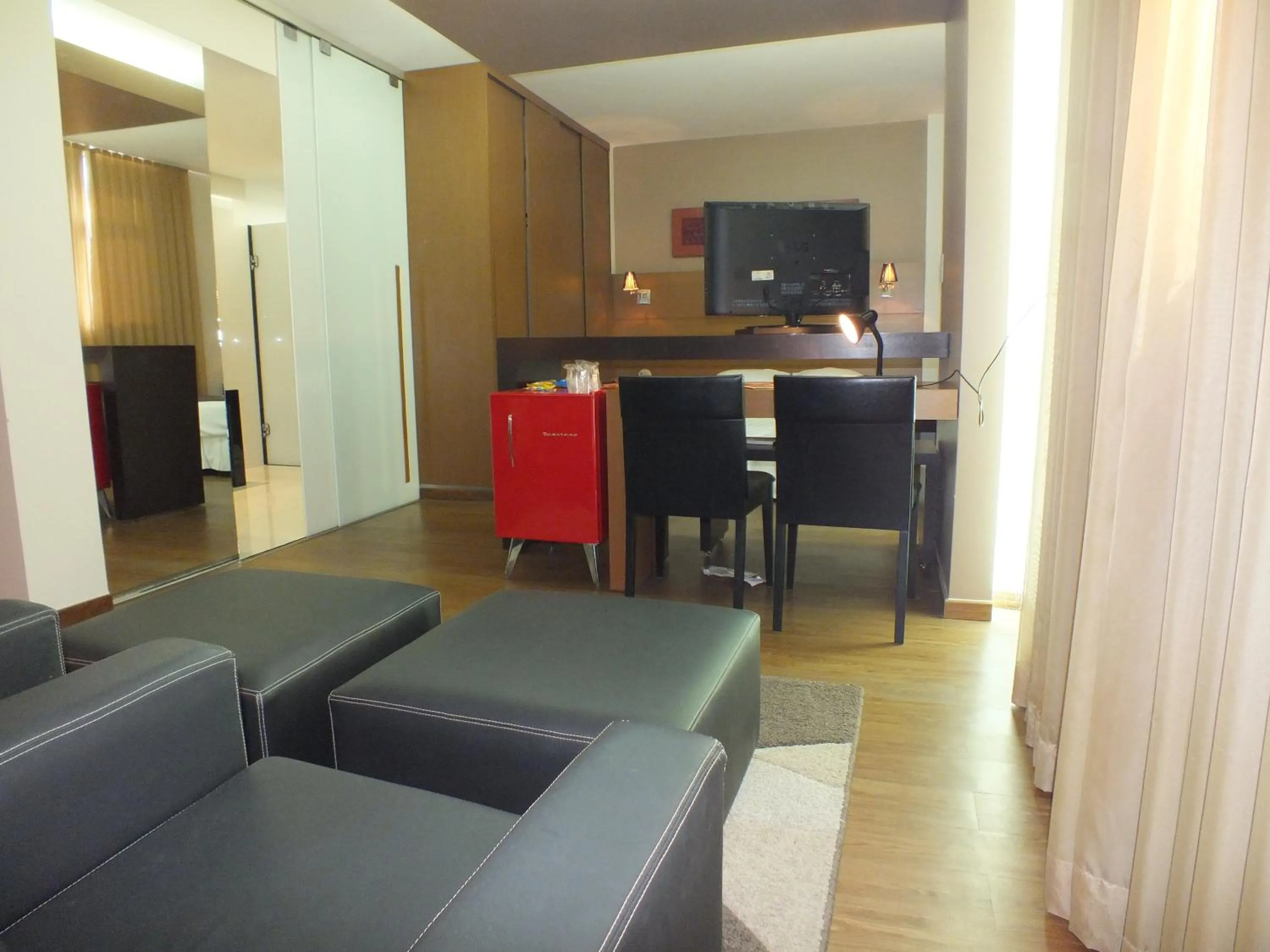 Dining area in JB Palace Hotel