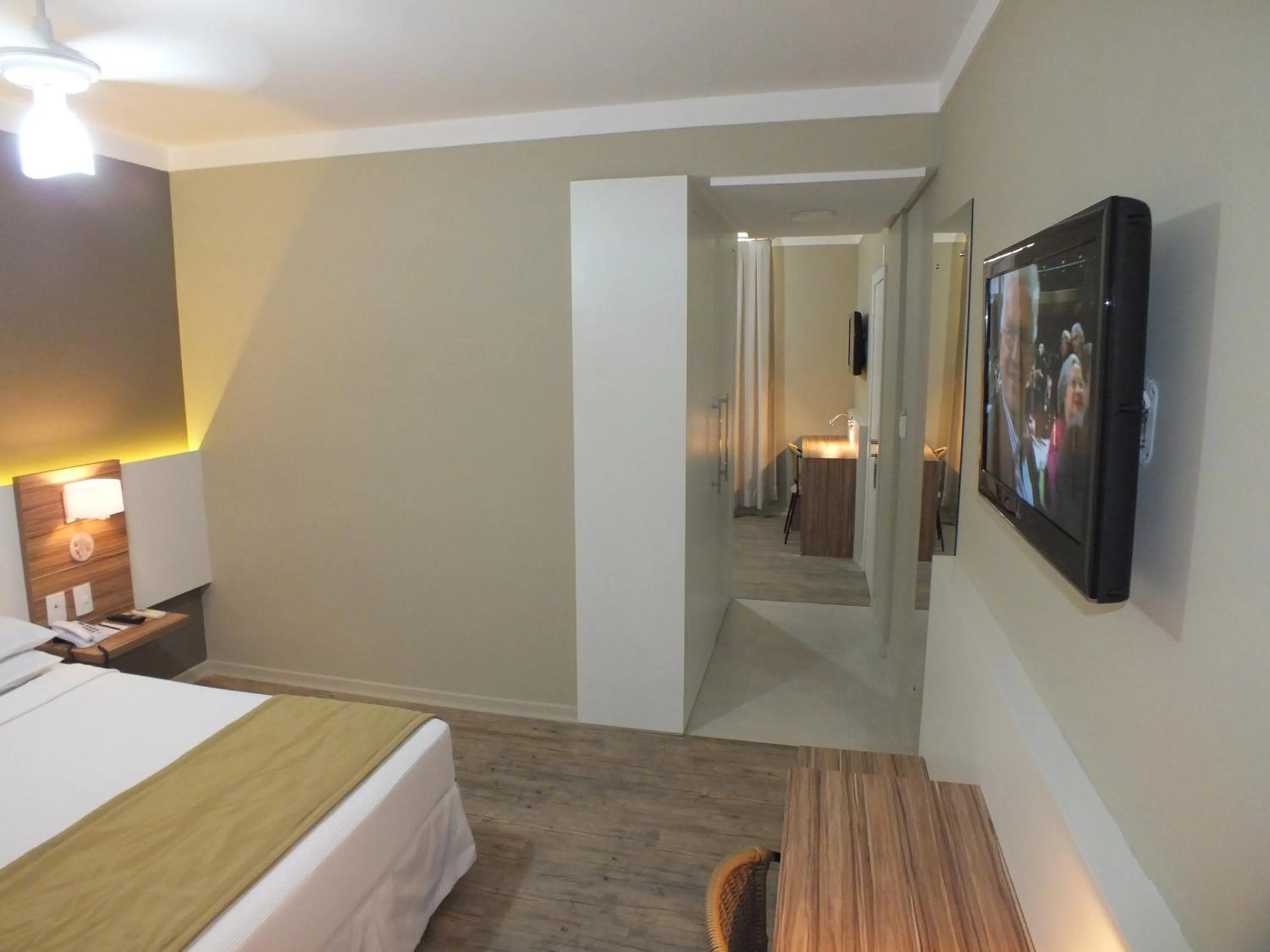 Bed in JB Palace Hotel