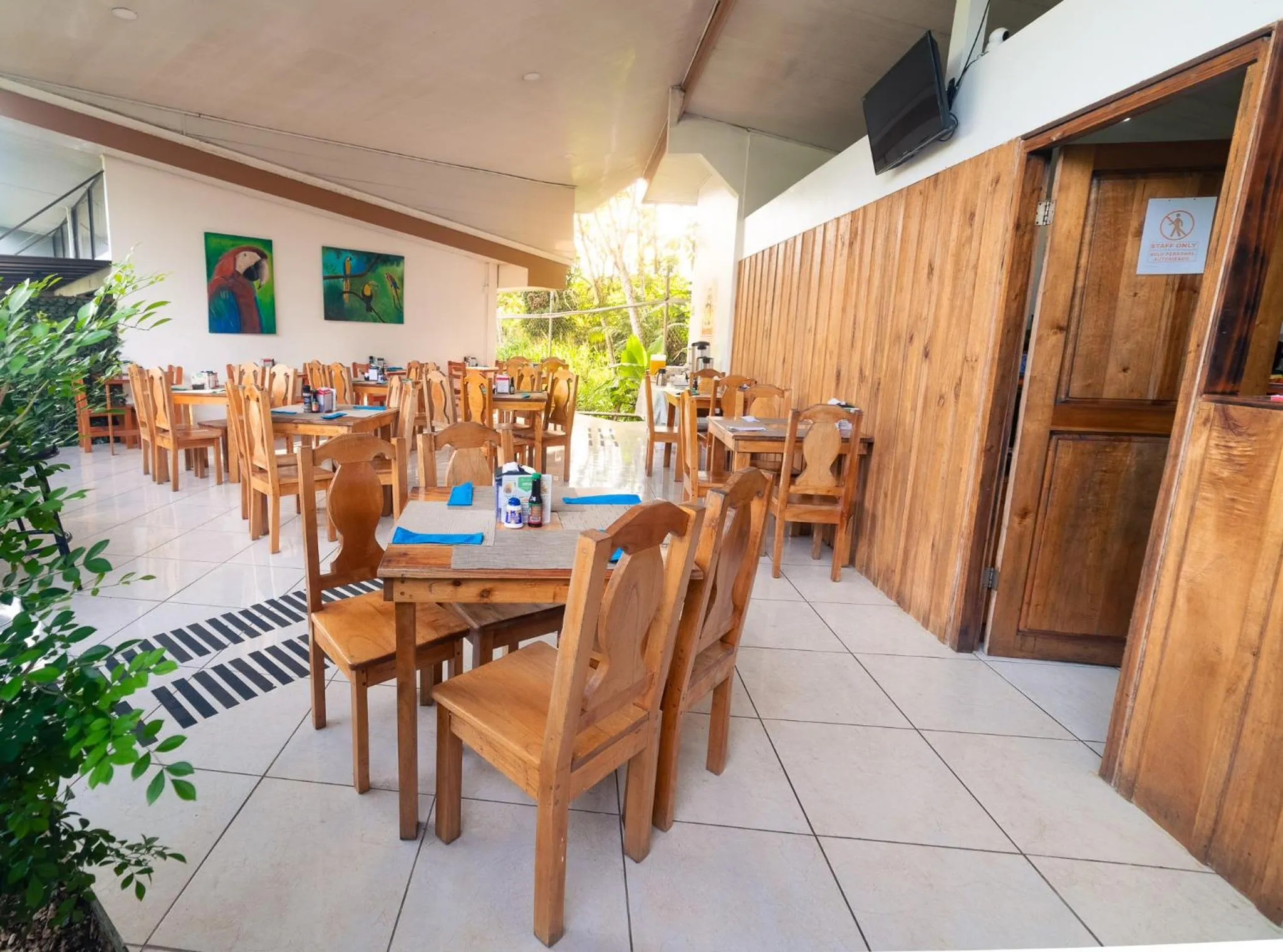 Lounge or bar in Hotel Secreto La Fortuna