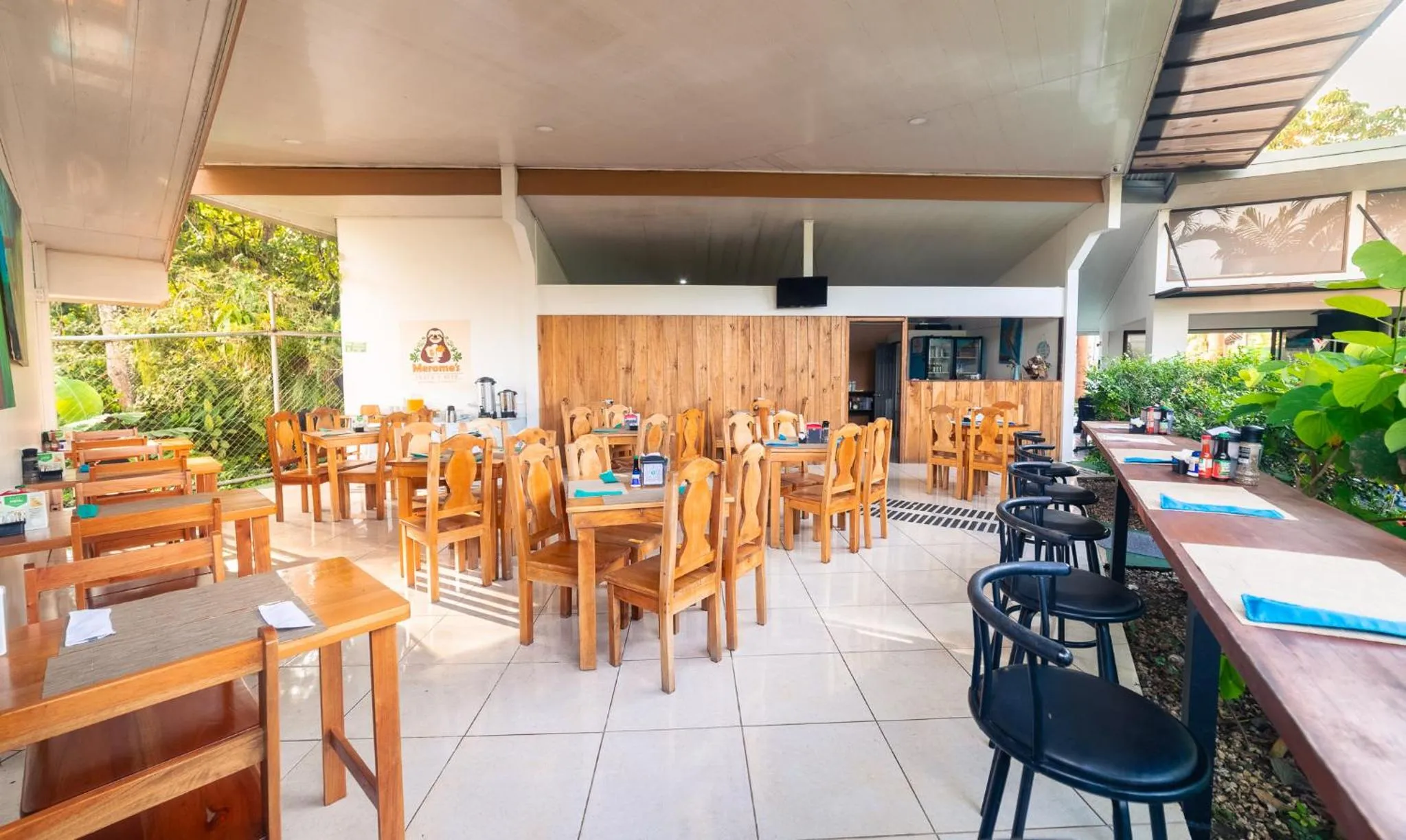 Lounge or bar in Hotel Secreto La Fortuna