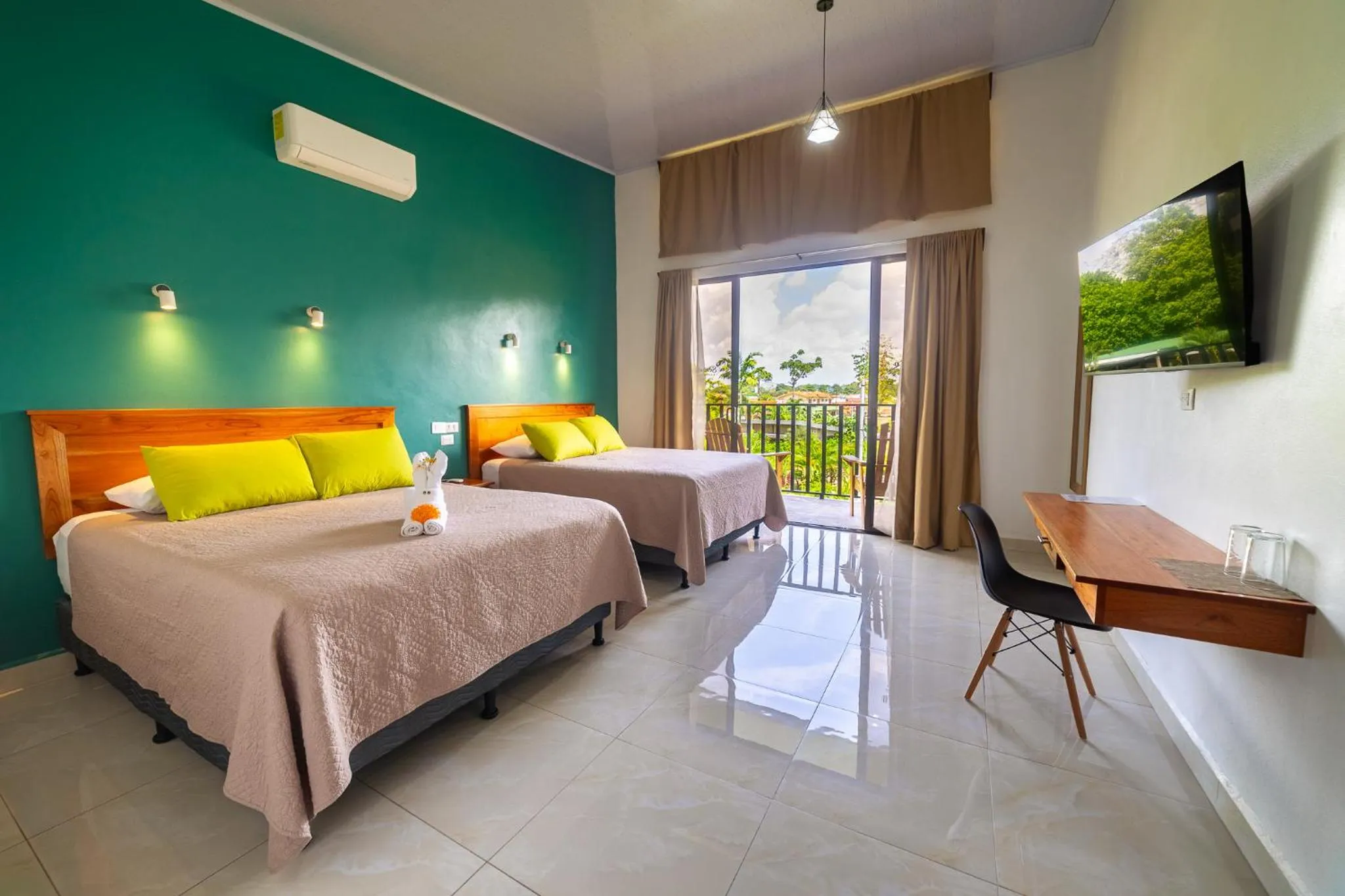 Bed in Hotel Secreto La Fortuna