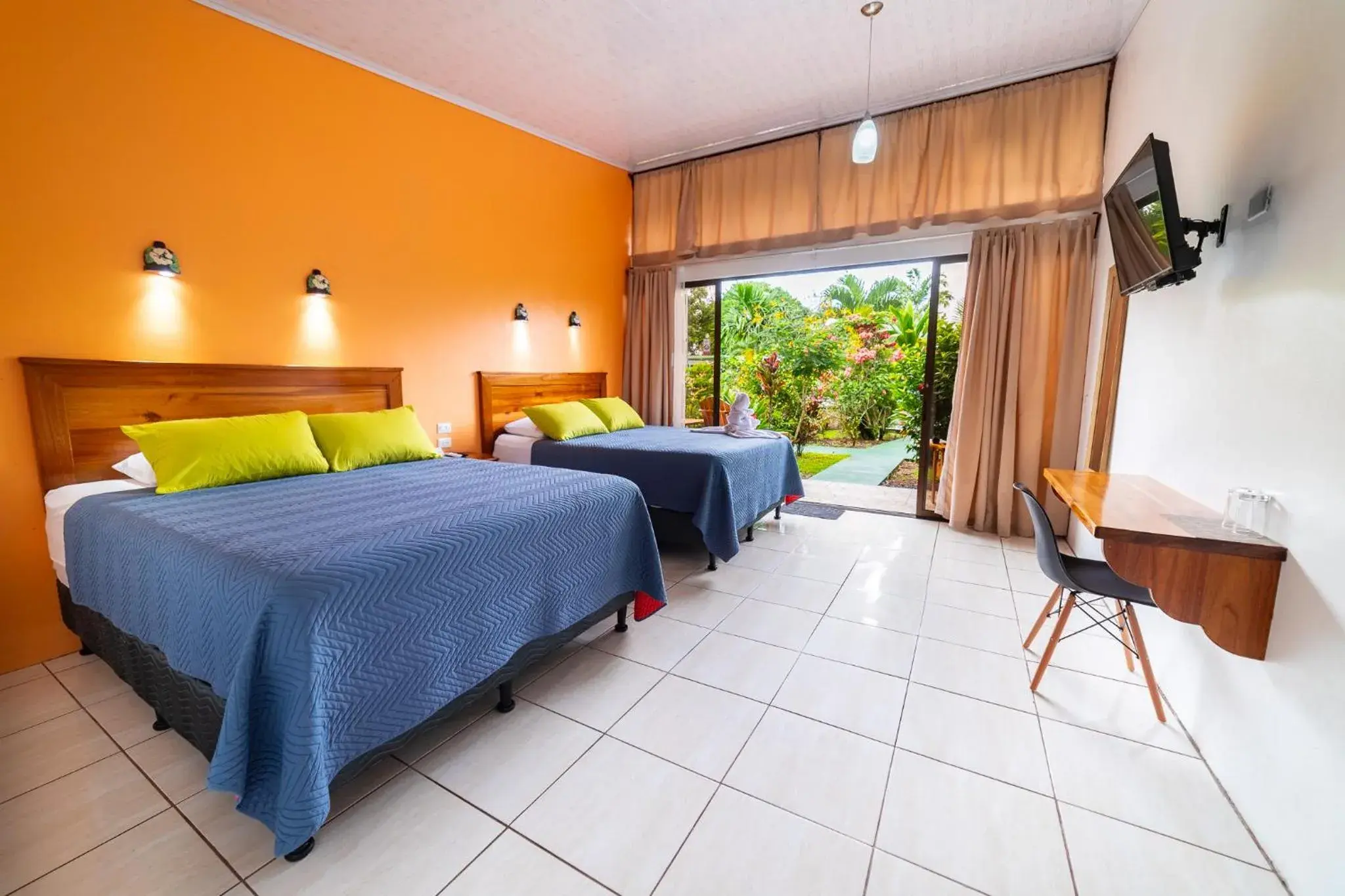 Bed in Hotel Secreto La Fortuna Bed in Hotel Secreto La Fortuna