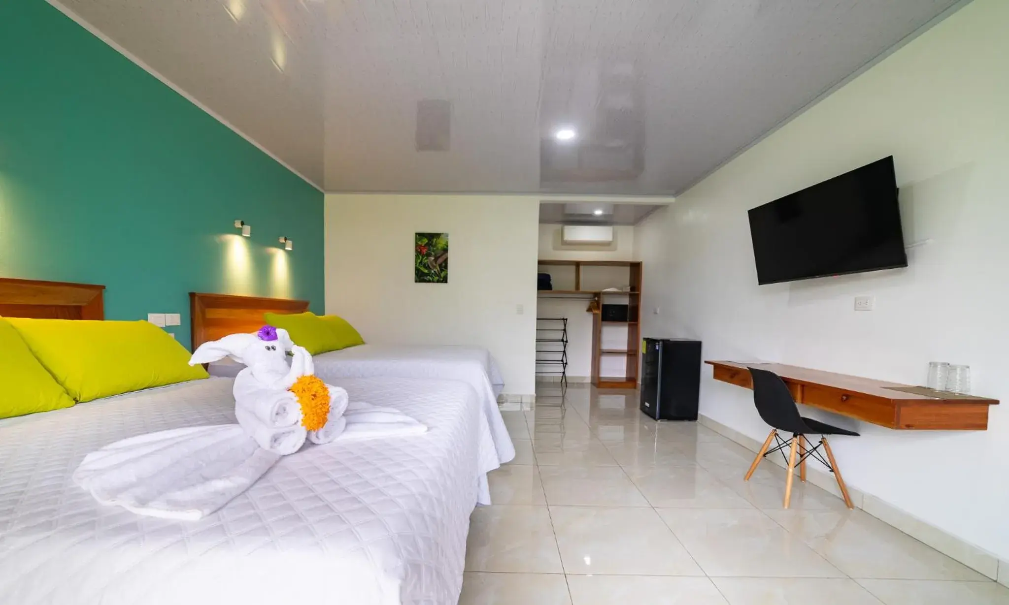 Photo of the whole room, Bed in Hotel Secreto La Fortuna Photo of the whole room, Bed in Hotel Secreto La Fortuna