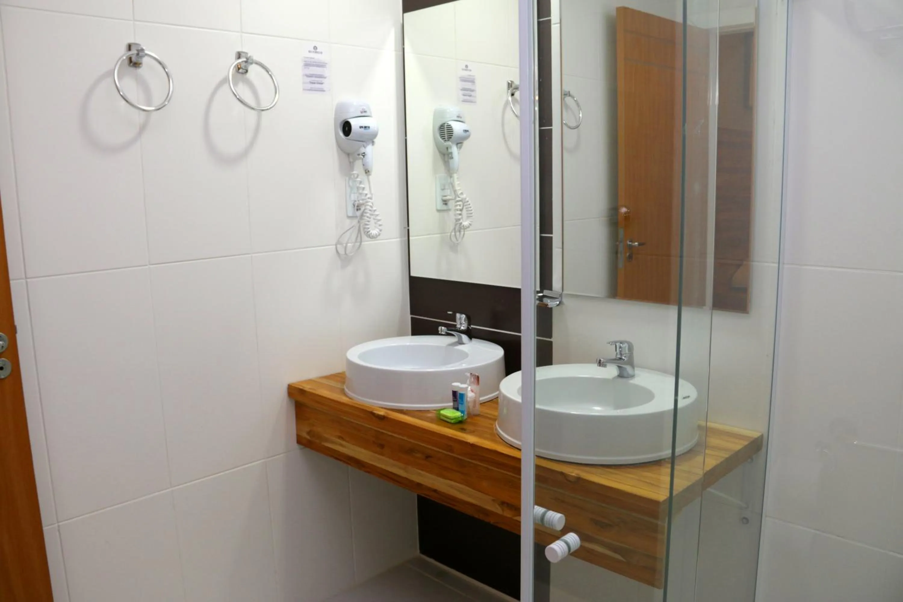 Bathroom in Hotel Petropolis Inn