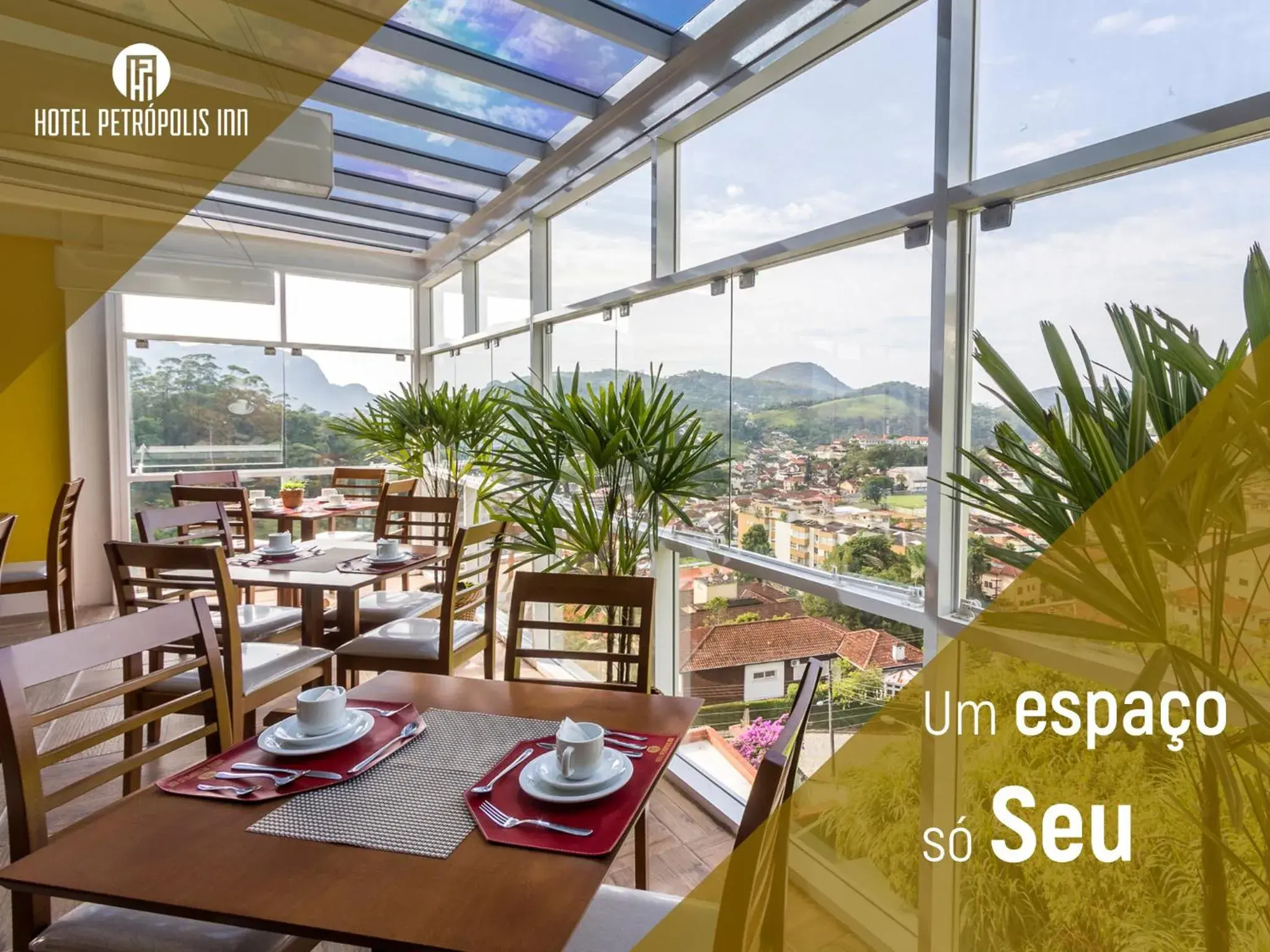 Lounge or bar in Hotel Petropolis Inn Lounge or bar in Hotel Petropolis Inn