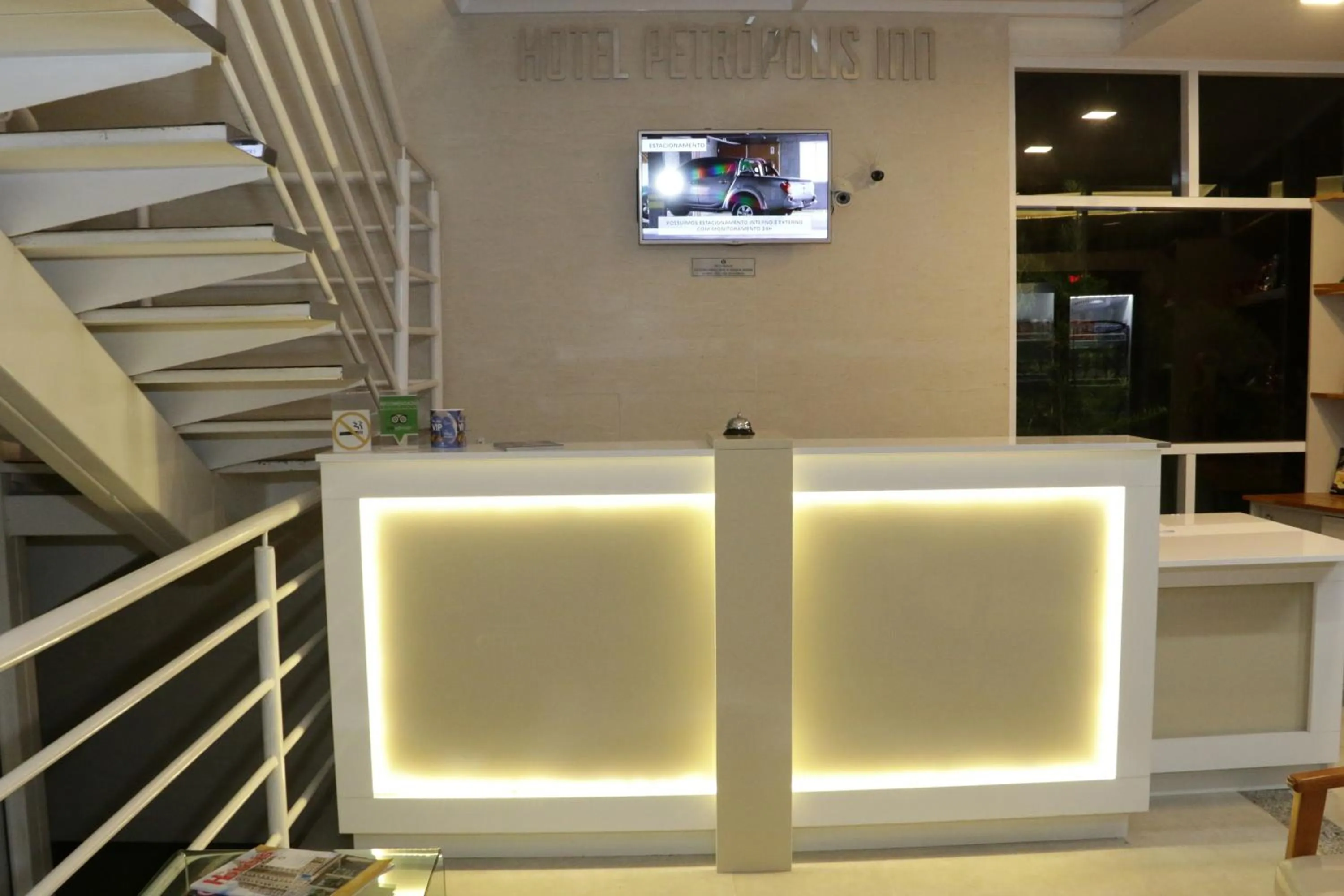 Lobby or reception in Hotel Petropolis Inn