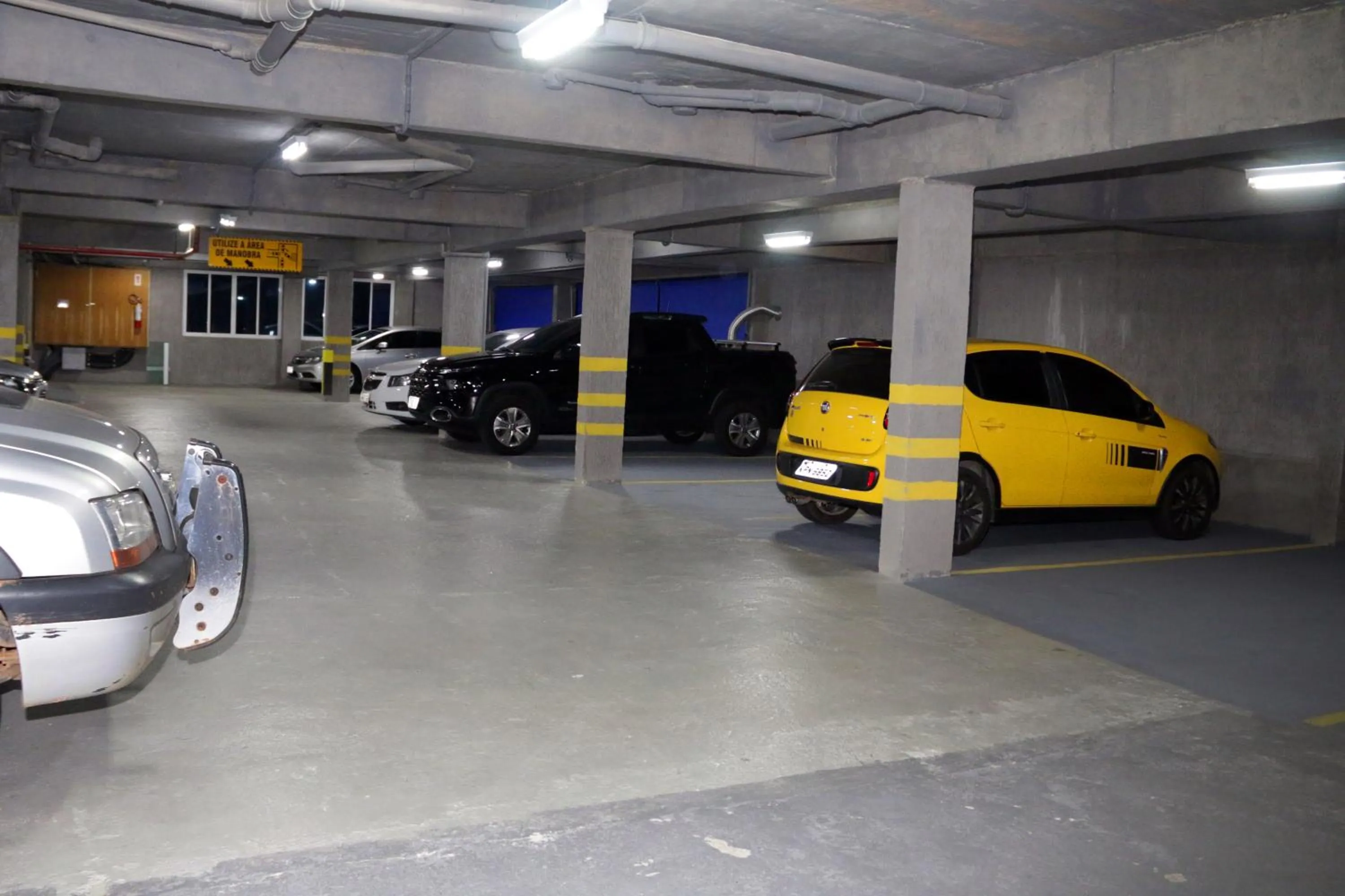 Parking in Hotel Petropolis Inn