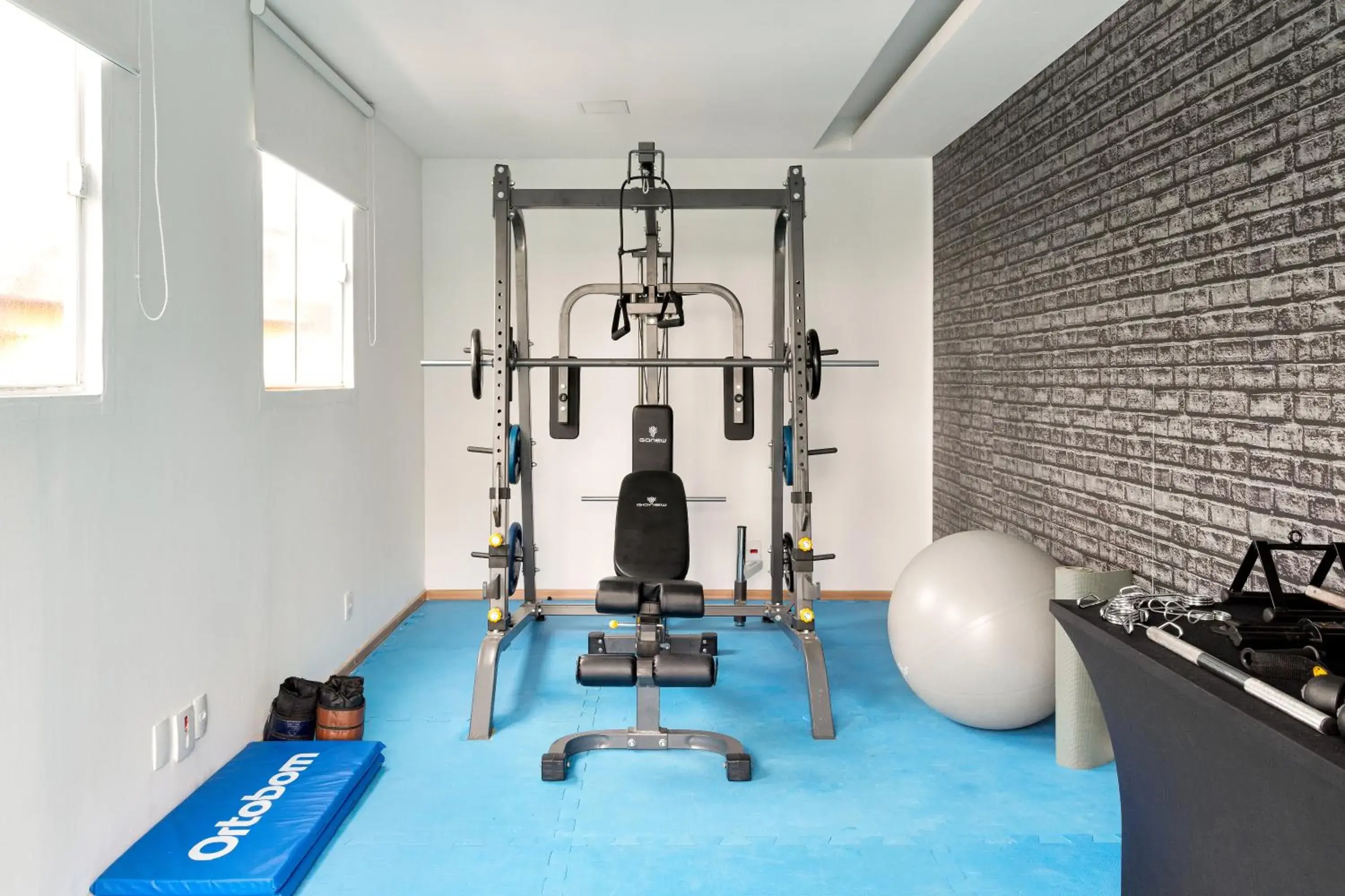 Fitness centre/facilities in Hotel Petropolis Inn Fitness centre/facilities in Hotel Petropolis Inn