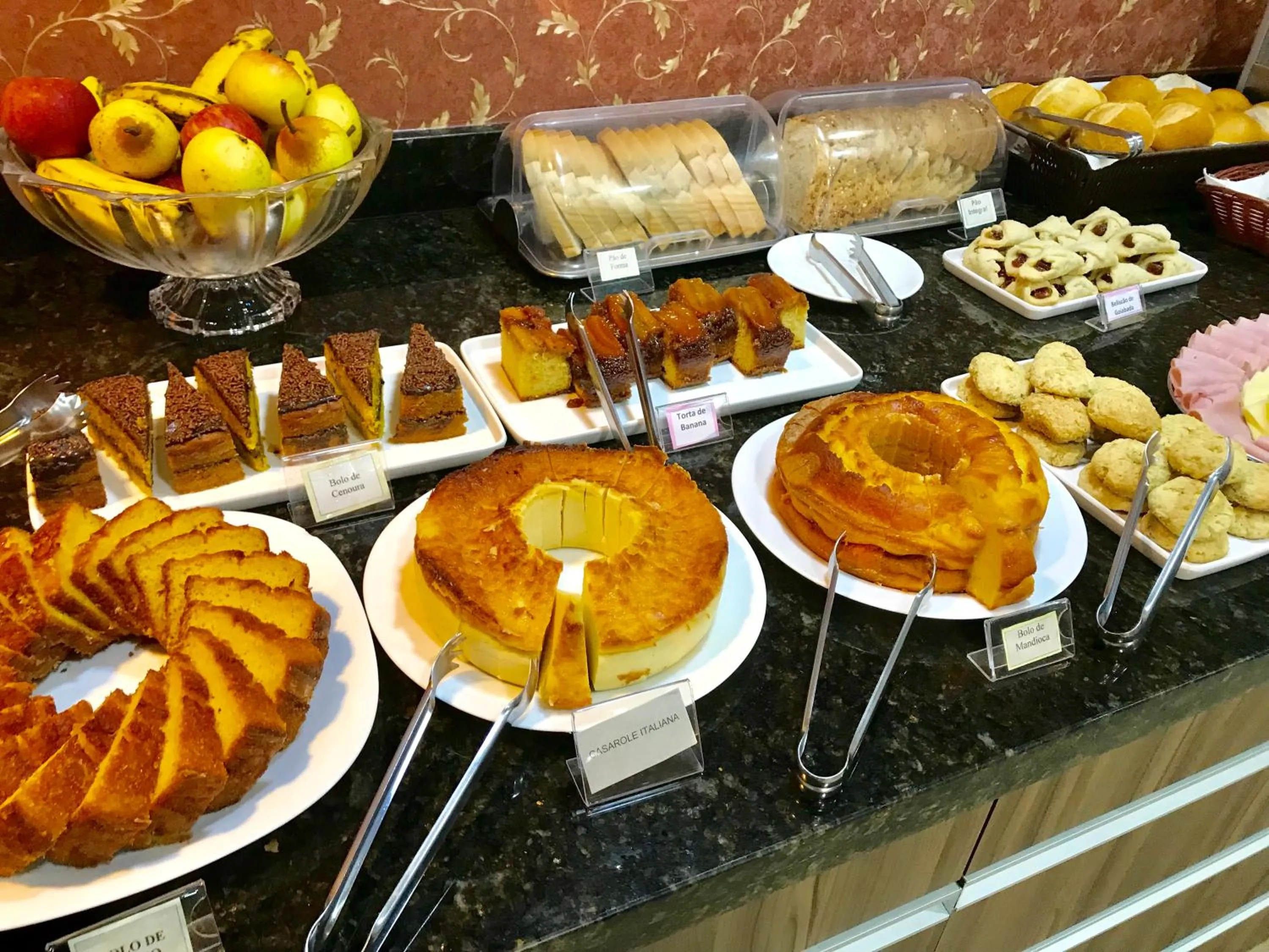 Food and drinks in Mac Hotel